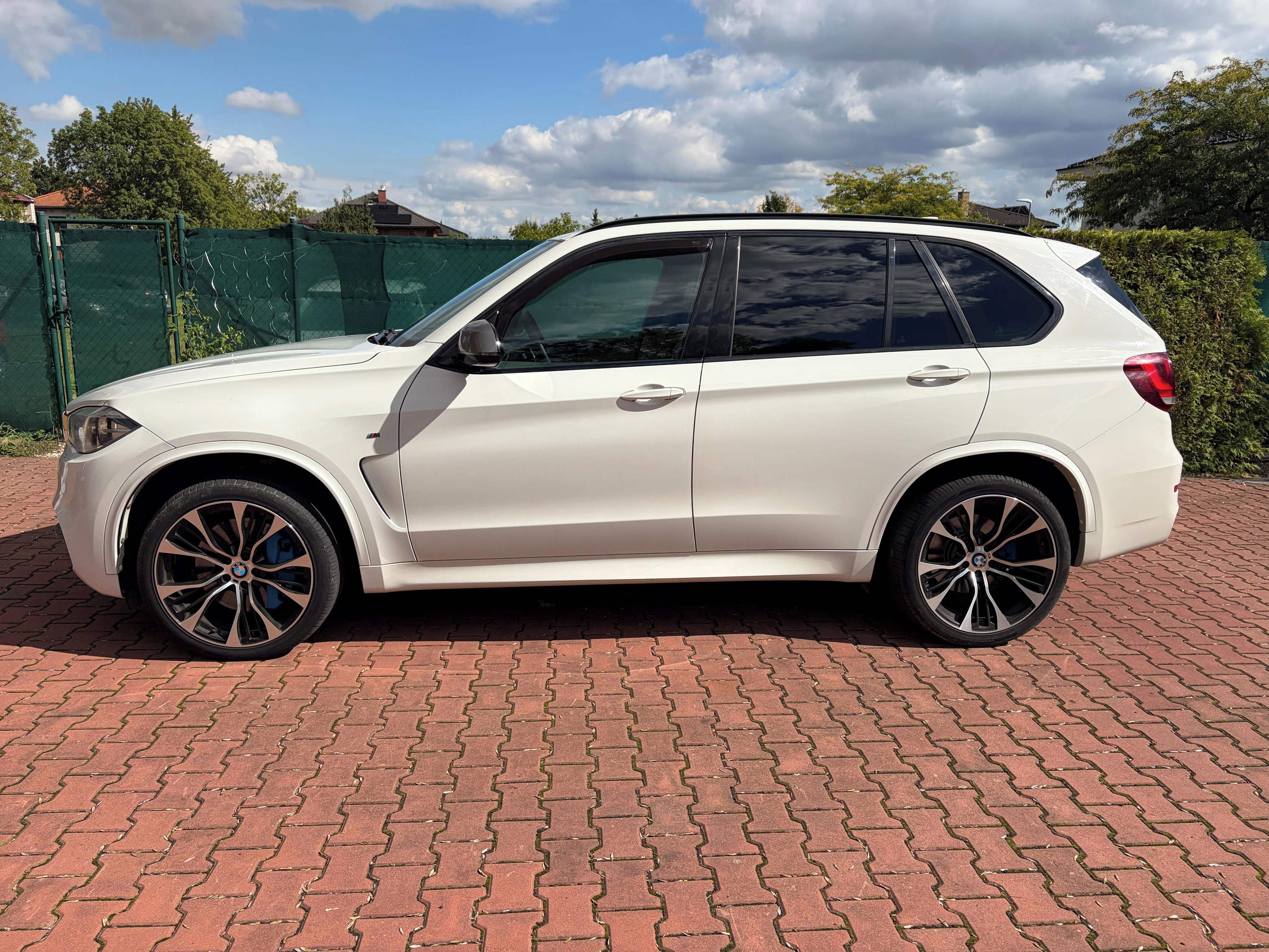 BMW X5, M50D, 280kw, ČR, - fotka 5