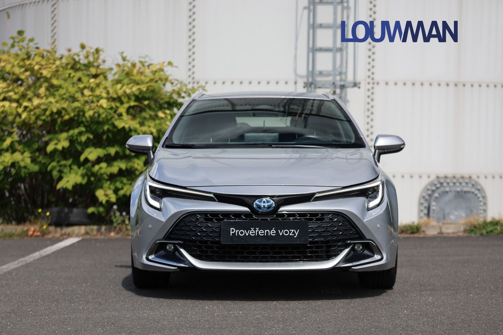 Toyota Corolla, 1.8 HEV CVT Style - fotka 4