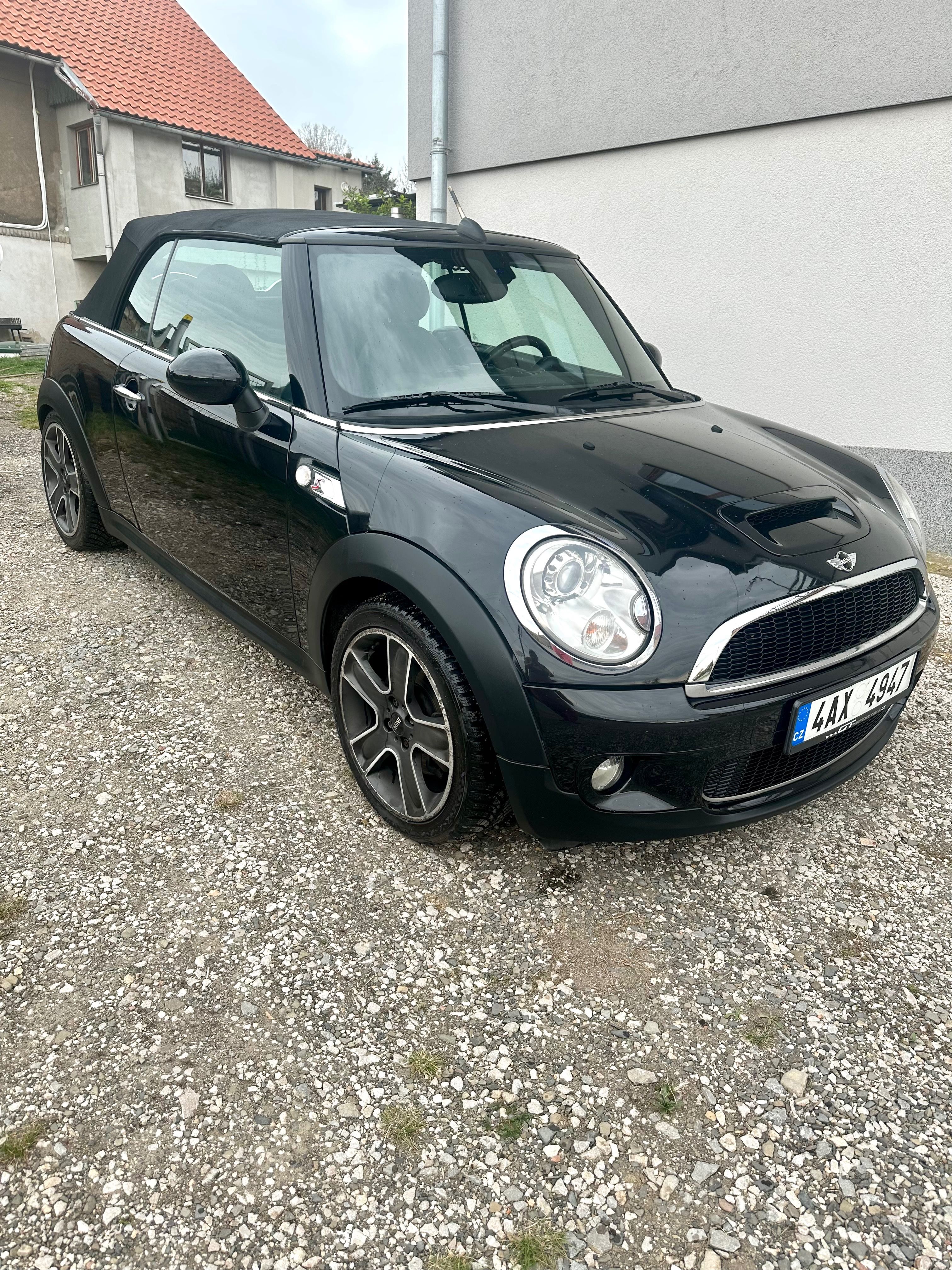 Mini Cooper S, Mini Cooper S Cabrio 128kW - fotka 2
