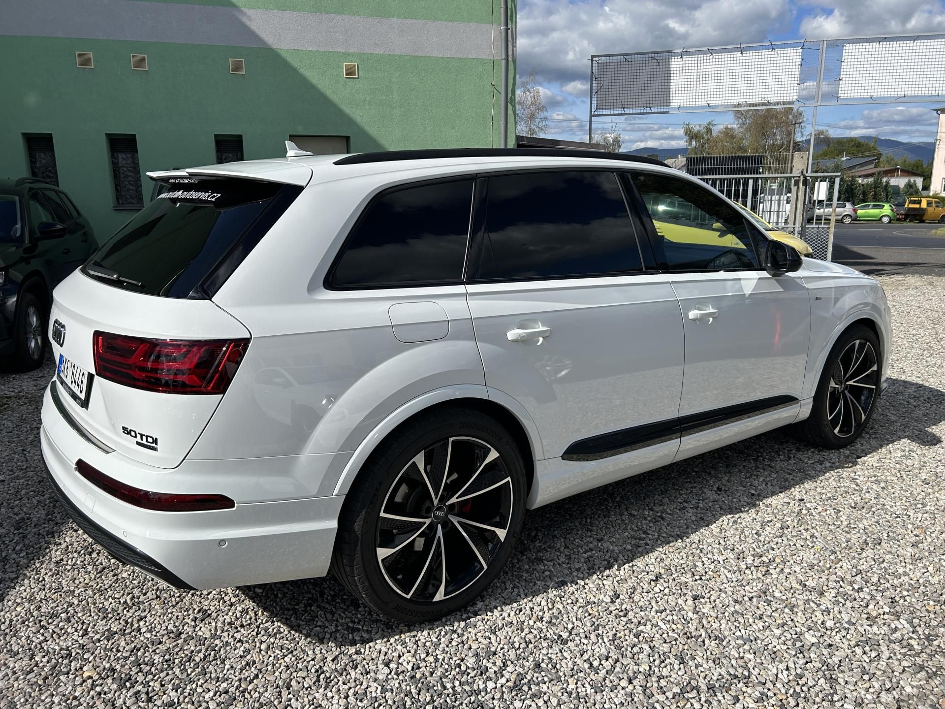 Audi Q7, 5.0 TDi 210KW MILD HYBRID - fotka 6