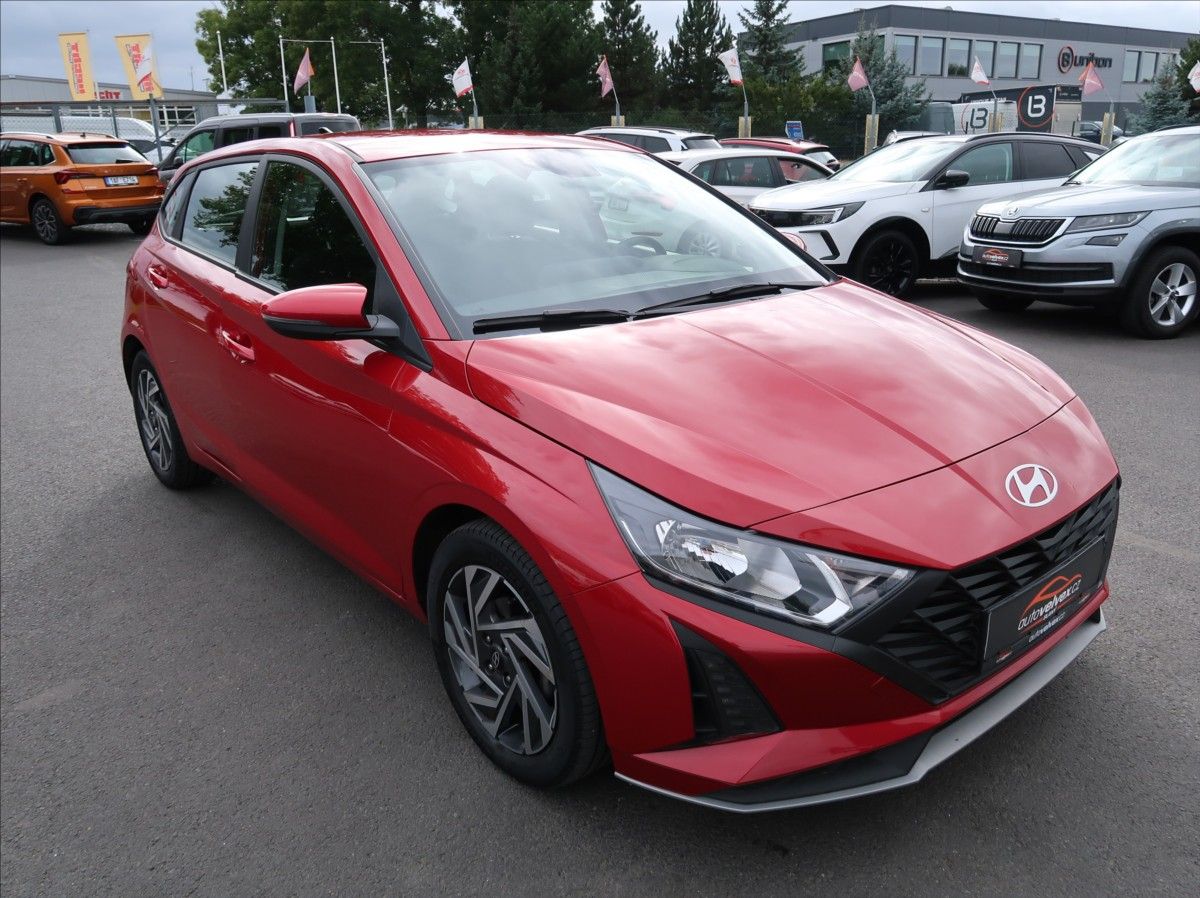 Hyundai i20, 1,2 i,57kW,1majČR,WaveWinter - fotka 2
