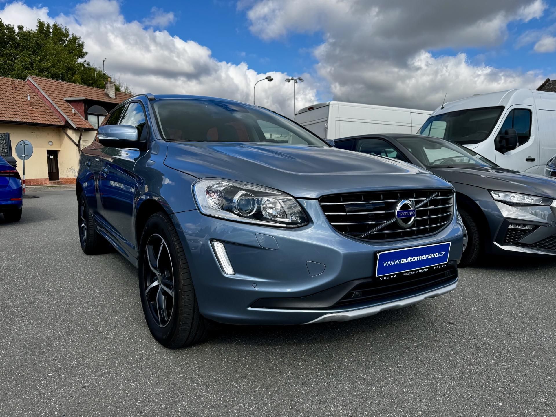 Volvo XC60, Luxury edition D4 AWD - CZ - fotka 3