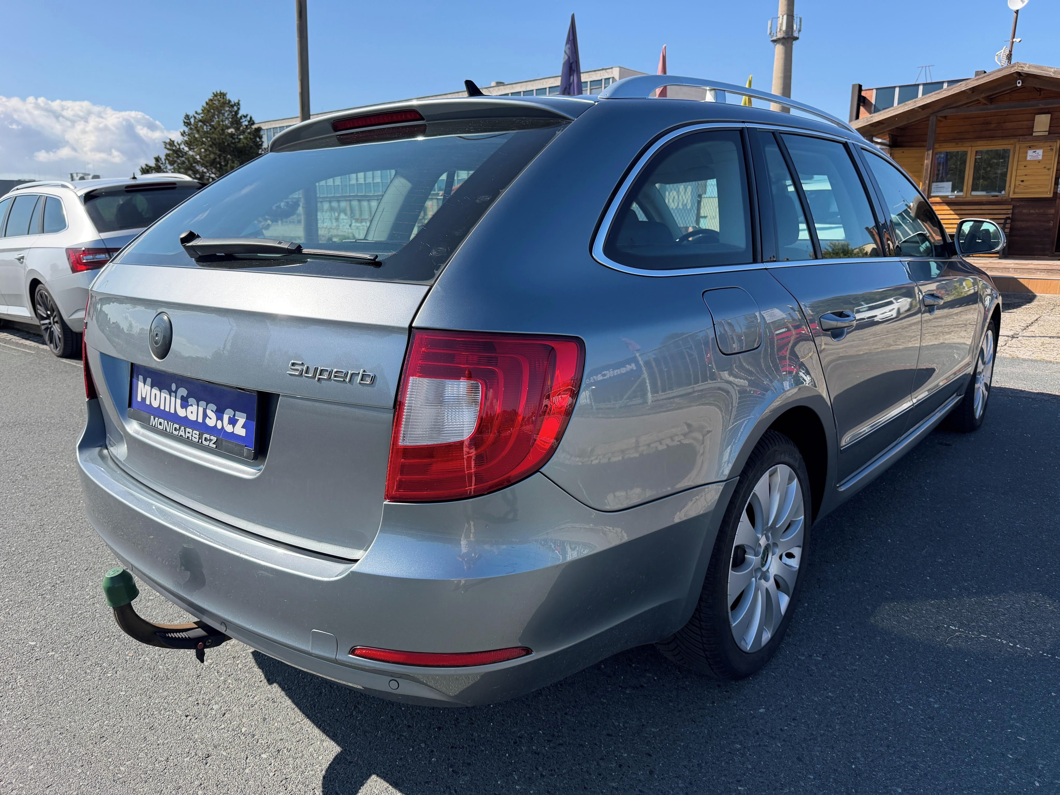 Škoda Superb, 2.0 TDi 103kW VÝBAVA, TAŽNÉ - fotka 5
