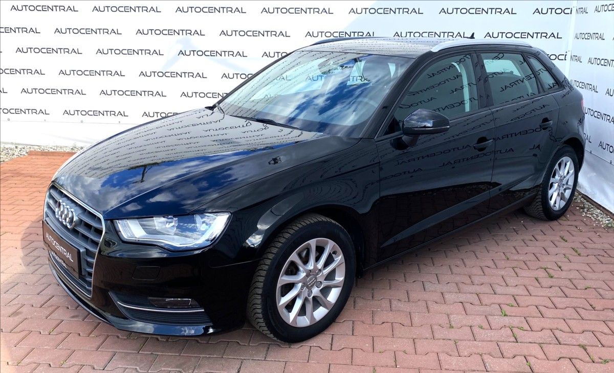 Audi A3, 1,2 Tfsi 81kwSportback - fotka 3