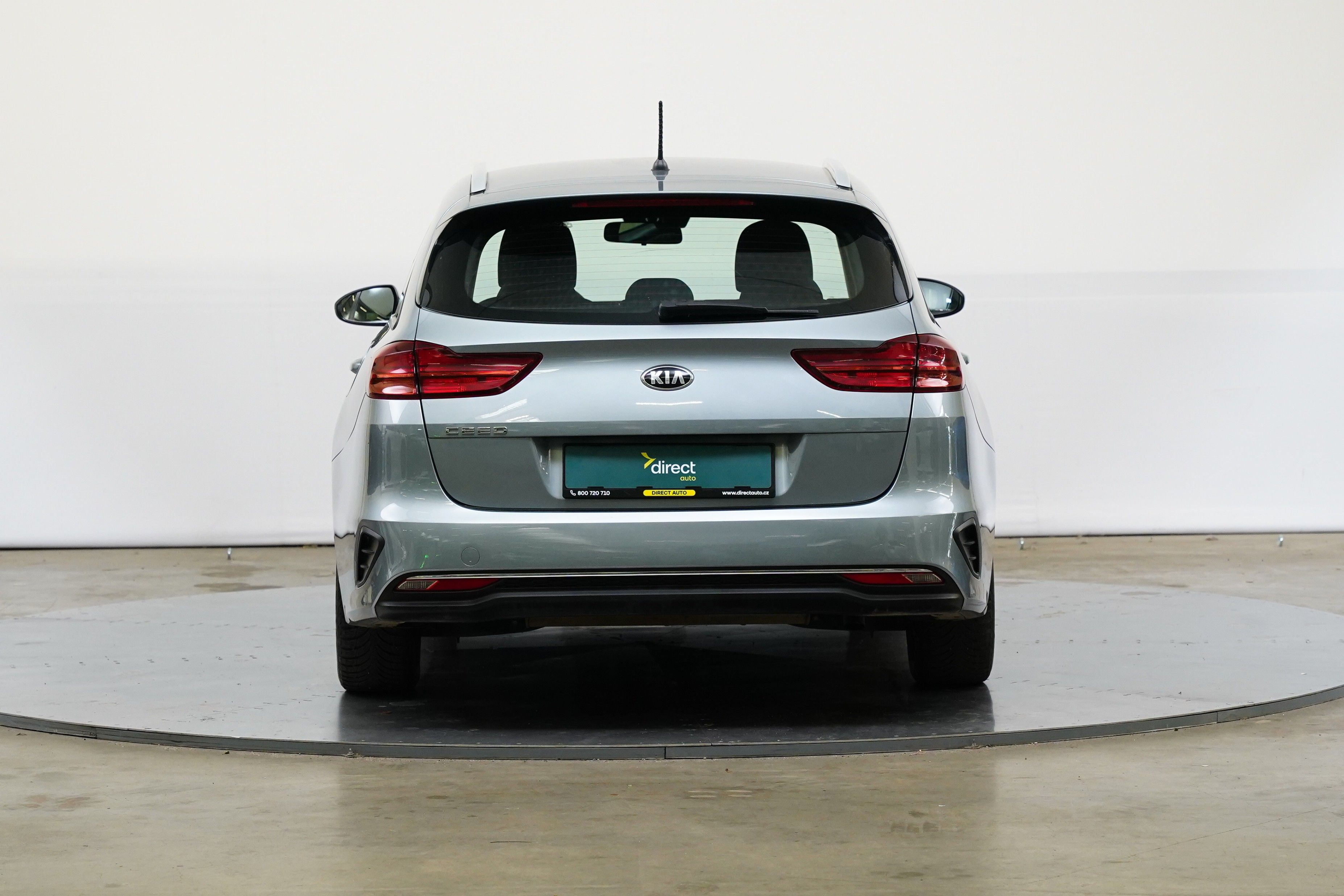 Kia Cee´d, Kia Ceed 1.4 73KW - fotka 6