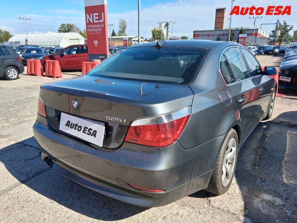 BMW Řada 5, 2.5i,ČR - fotka 2