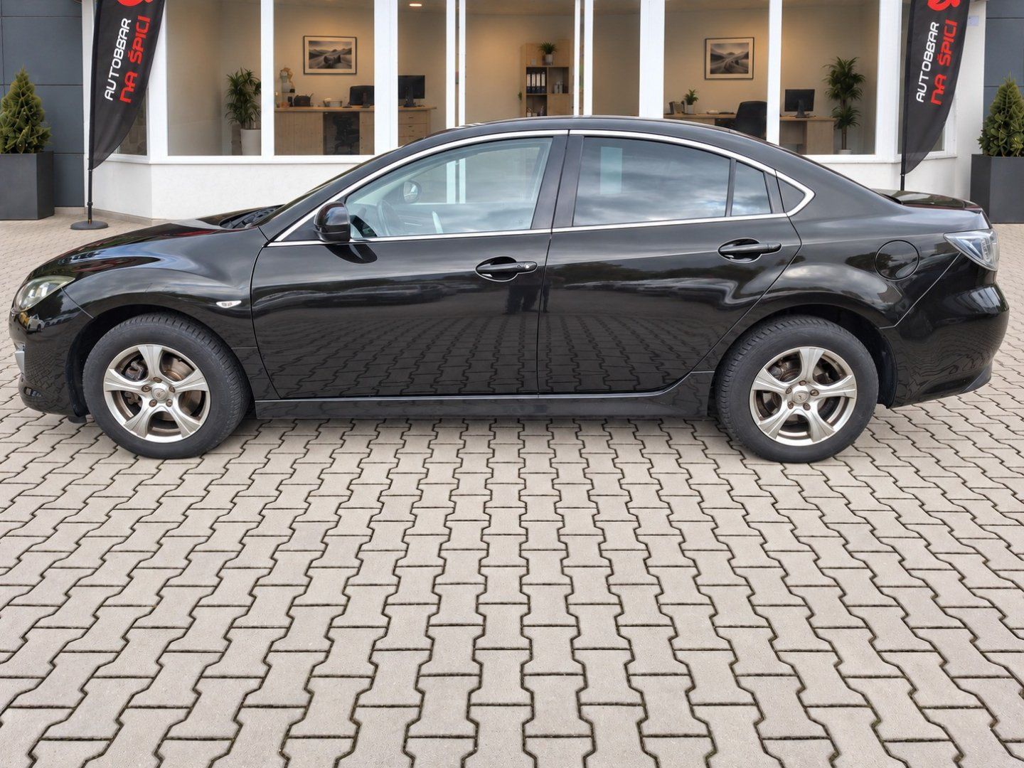 Mazda 6, 2.5i 125kW 6M DYNAMIC -S.KNIHA - fotka 5