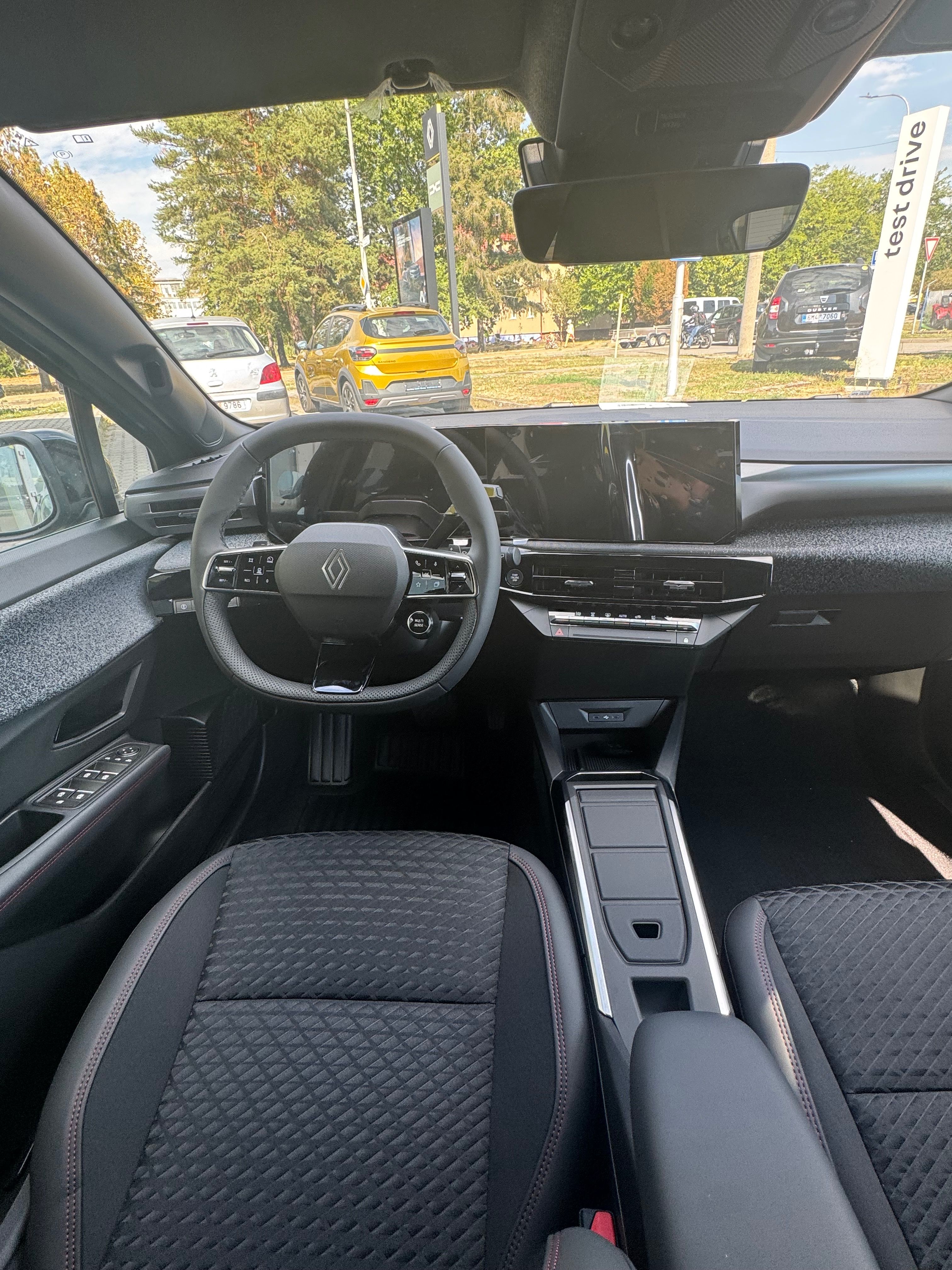 Renault Clio, Techno TcCe 115 EDC - fotka 5