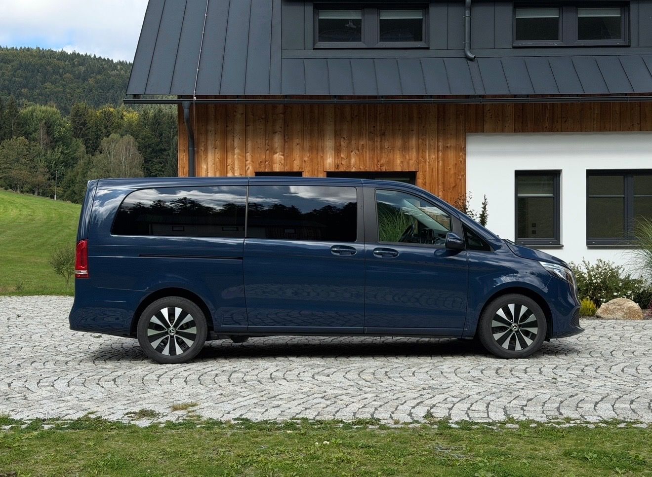 Mercedes-Benz Třídy V, V 250d 4MATIC Xl 7 míst DPH - fotka 4