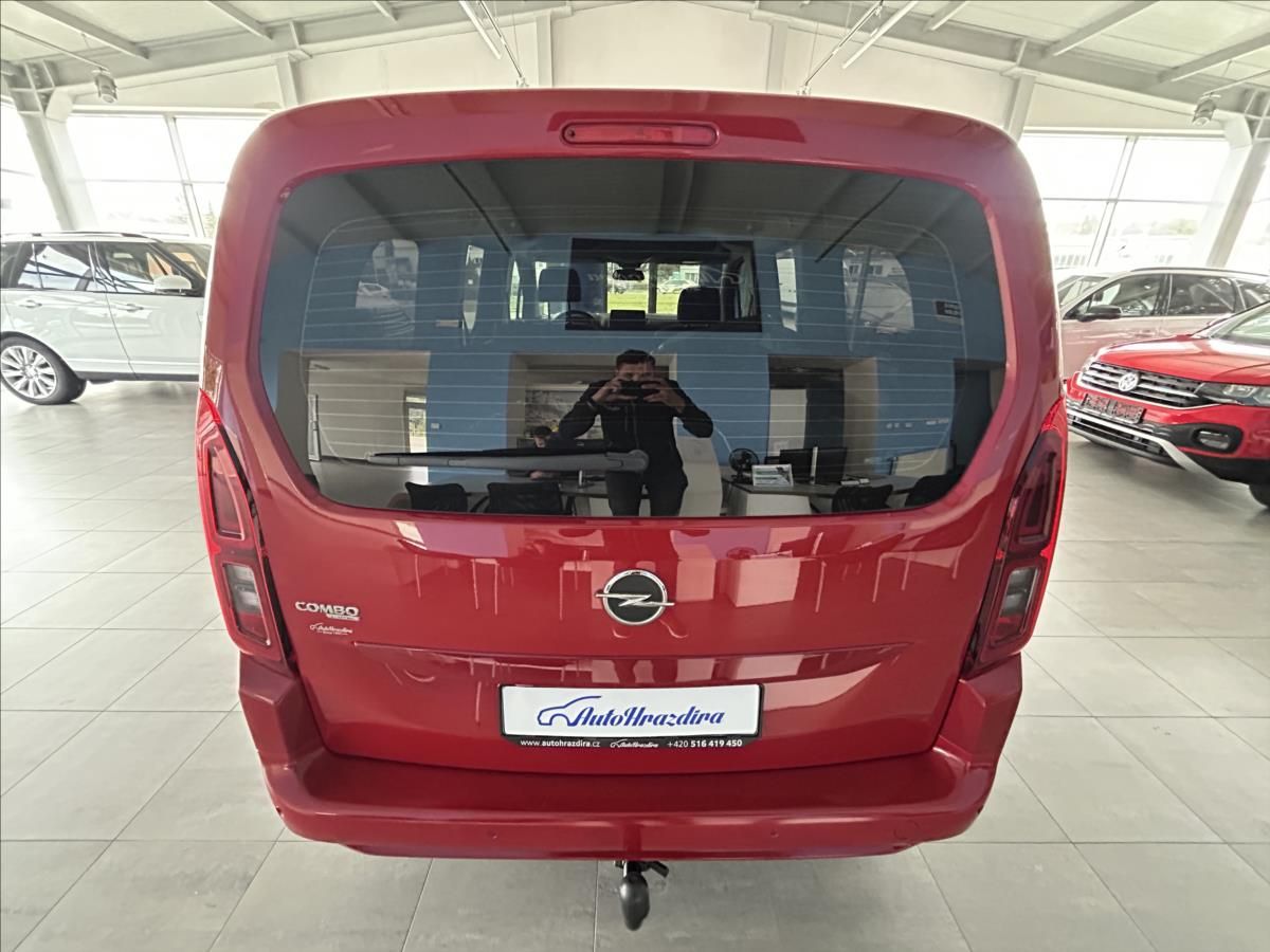 Opel Combo, 1,2   TURBO,TAŽNÉ,LIFE,7.MÍSTN - fotka 6