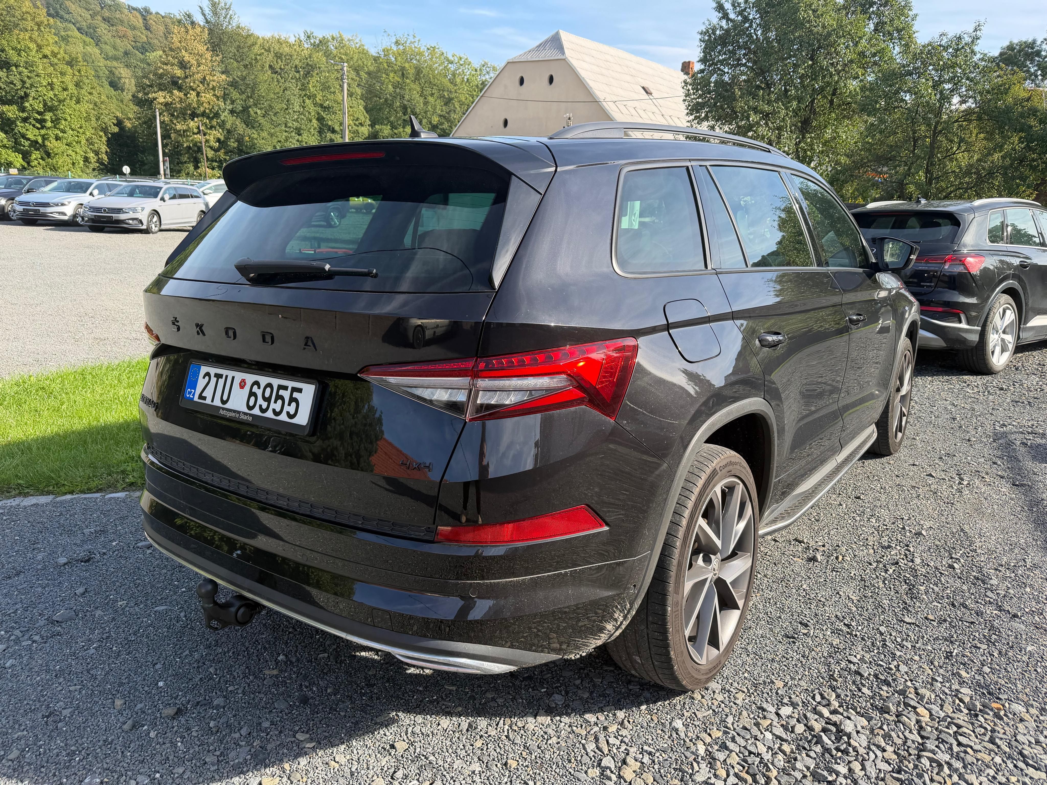 Škoda Kodiaq, SPORTLINE WEBASTO TAŽNÉ 7MÍST - fotka 4
