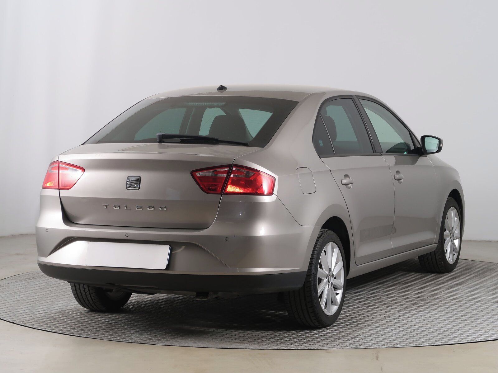 Seat Toledo, 1.0 TSI - fotka 5
