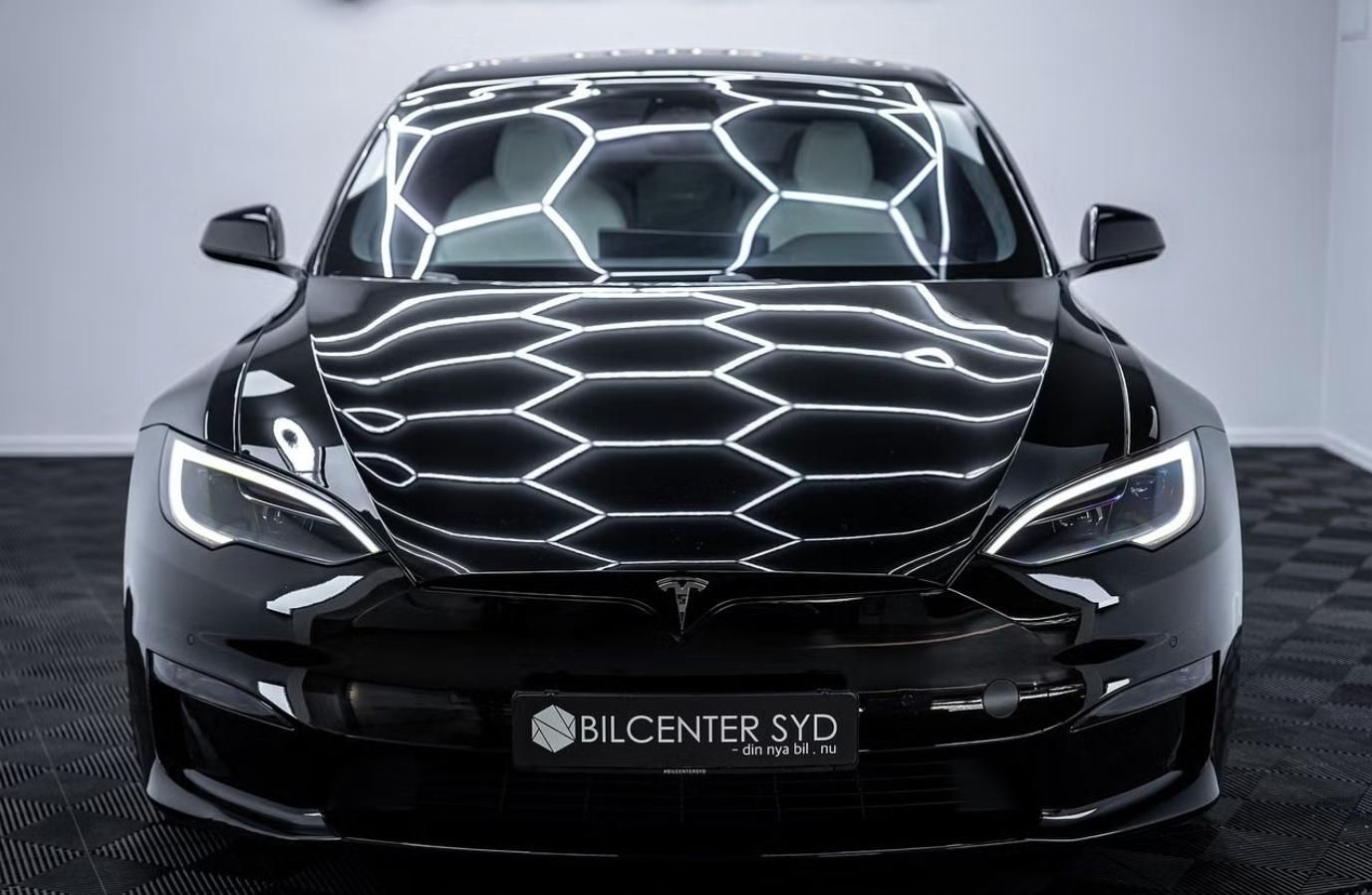 Tesla Model S, Plaid AWD Tažné Yoke Panorama - fotka 4