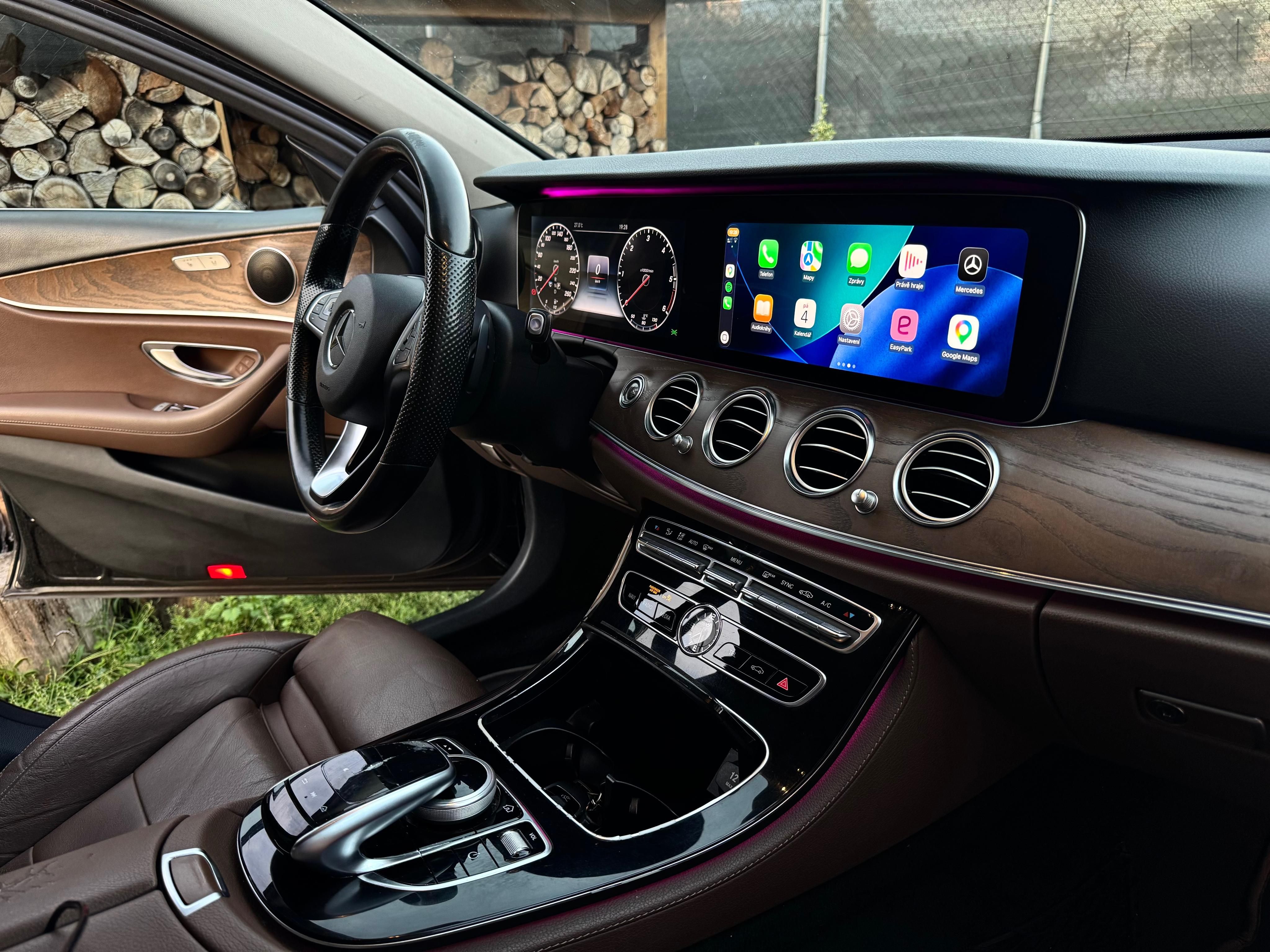 Mercedes-Benz Třídy E, 360° Kamery, Head-Up,Multibeam - fotka 5