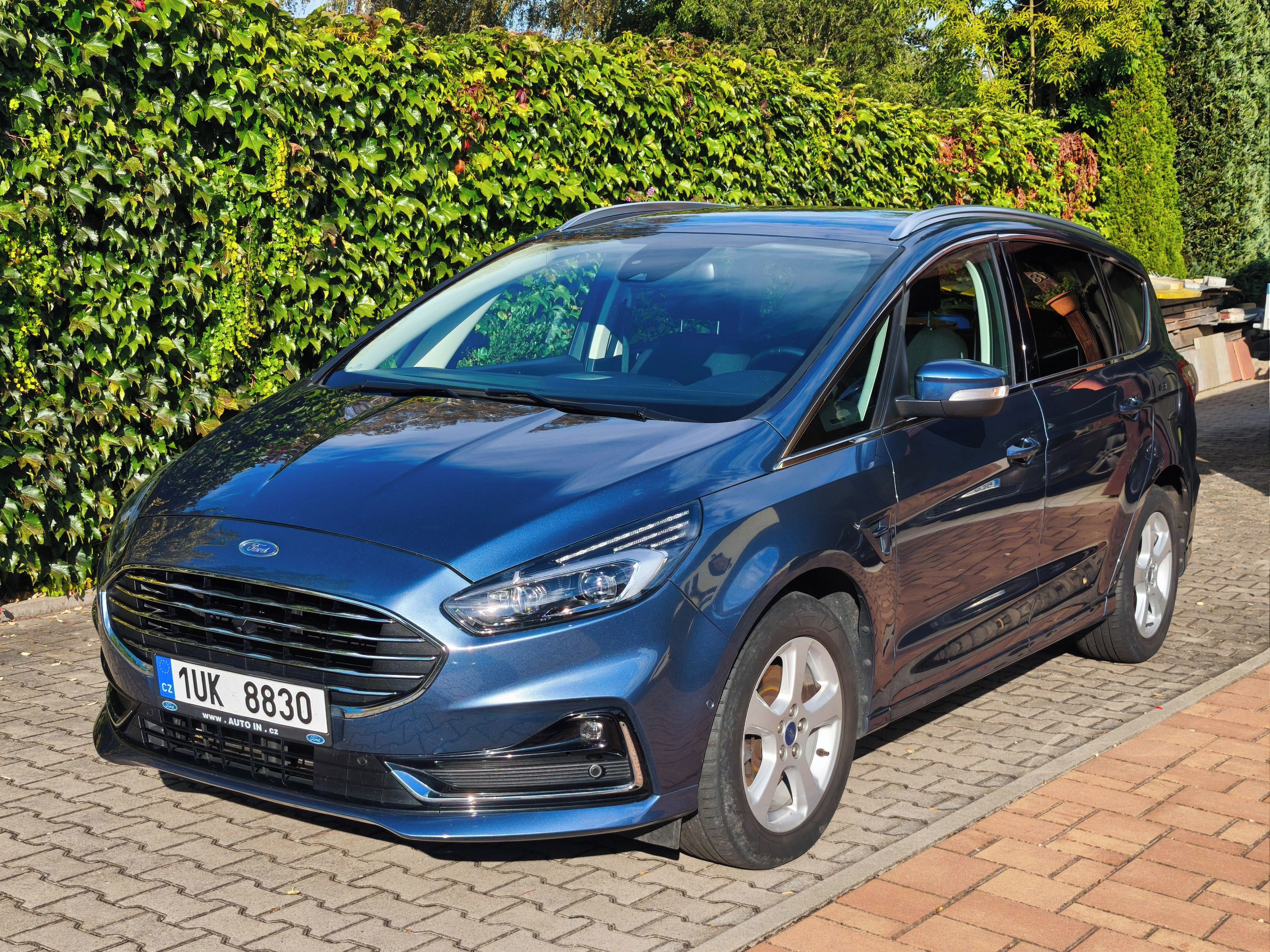 Ford S-MAX, 2,5 Hybrid 140kW v záruce