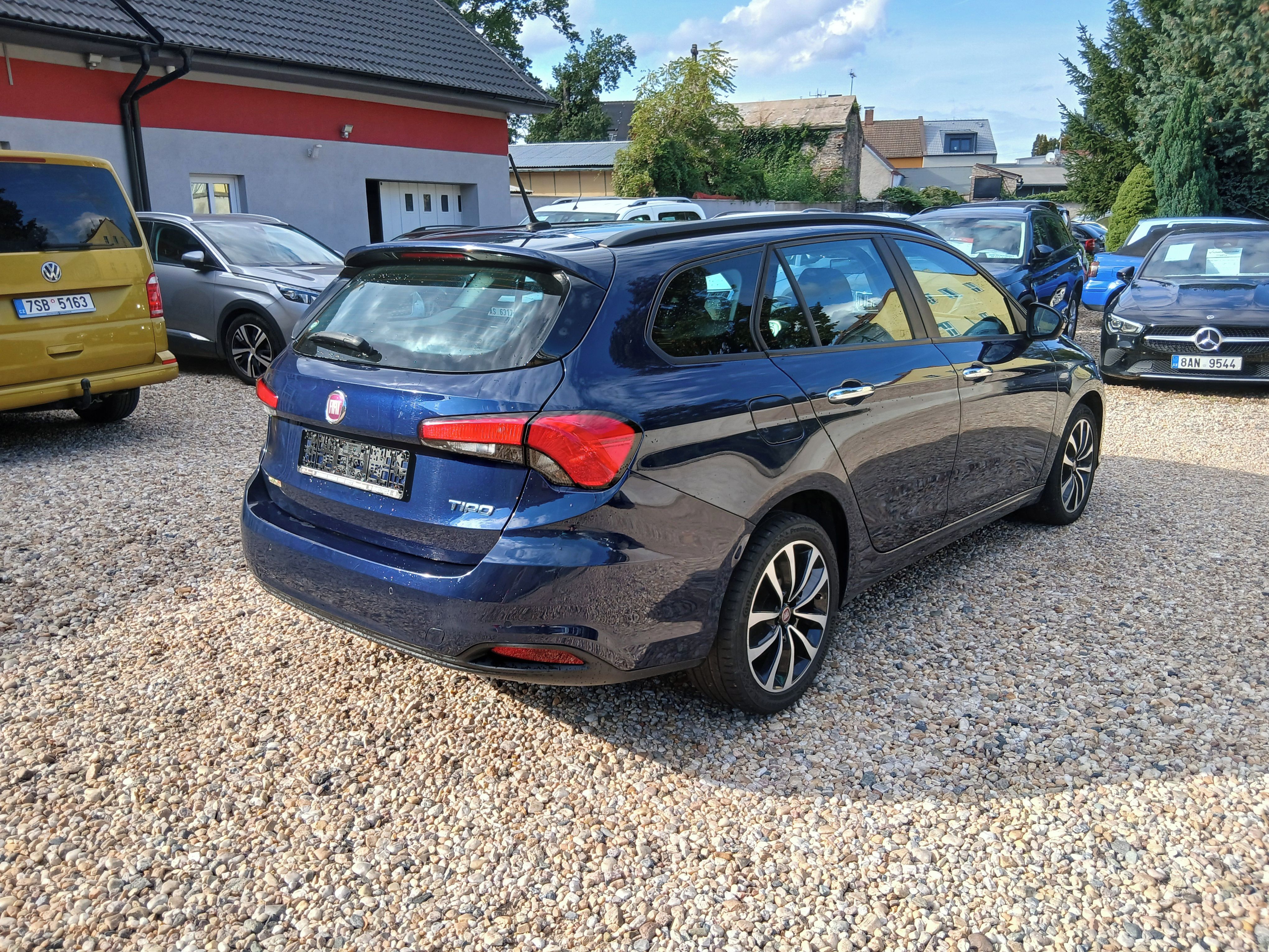 Fiat Tipo, 1.6MJTd 88KW S.Kniha, Kombi - fotka 5