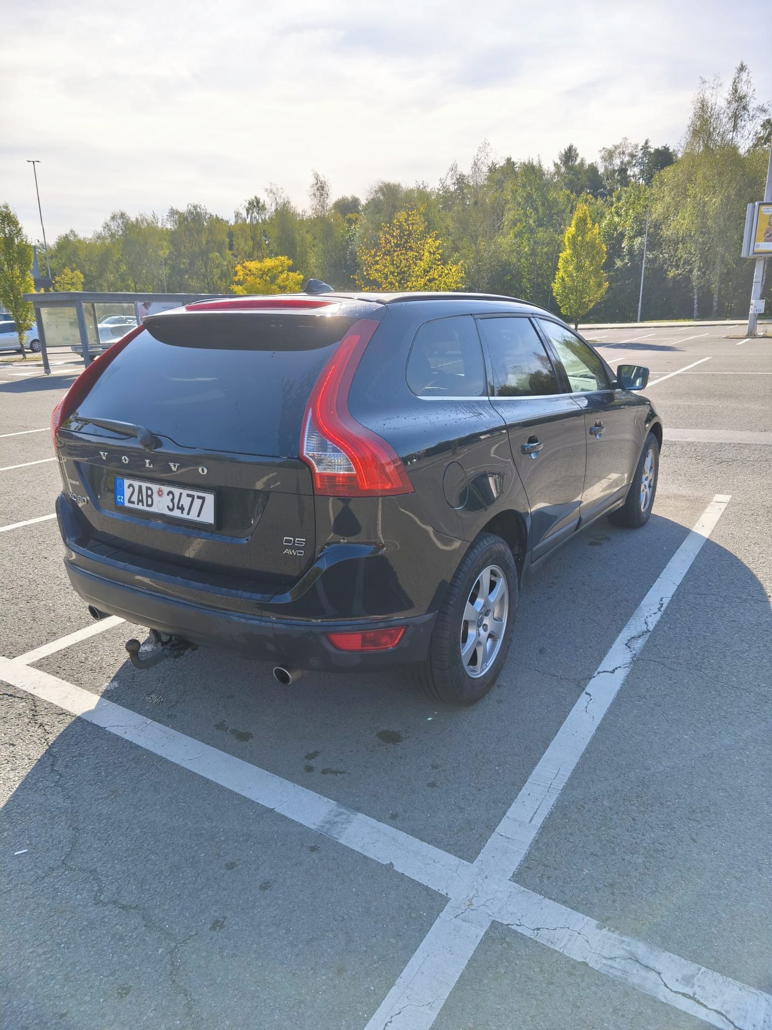 Volvo XC60, VOLVO XC60 D5 AWD 4x4 - 2,4L - fotka 6
