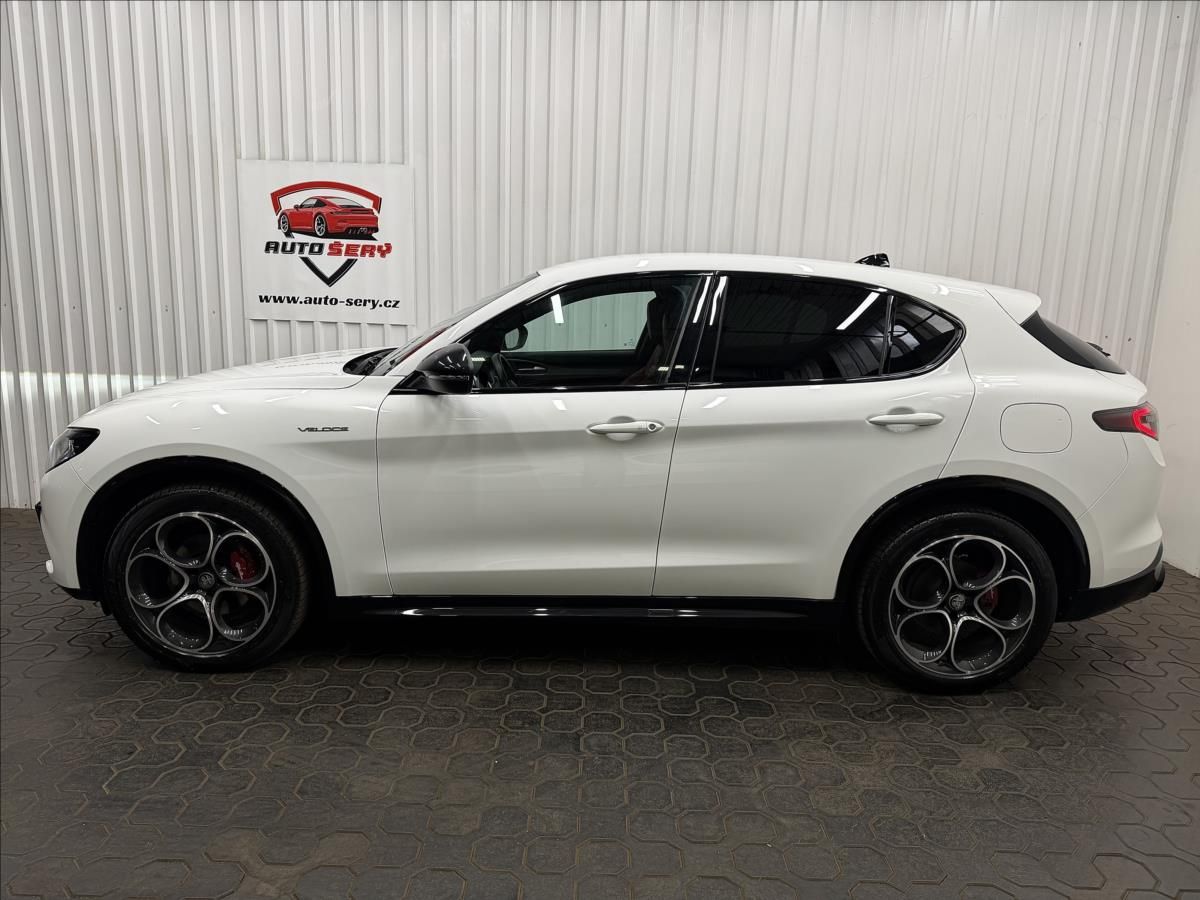 Alfa Romeo Stelvio, VELOCE 154kW Q4 TAŽNÉ MATRIX - fotka 4