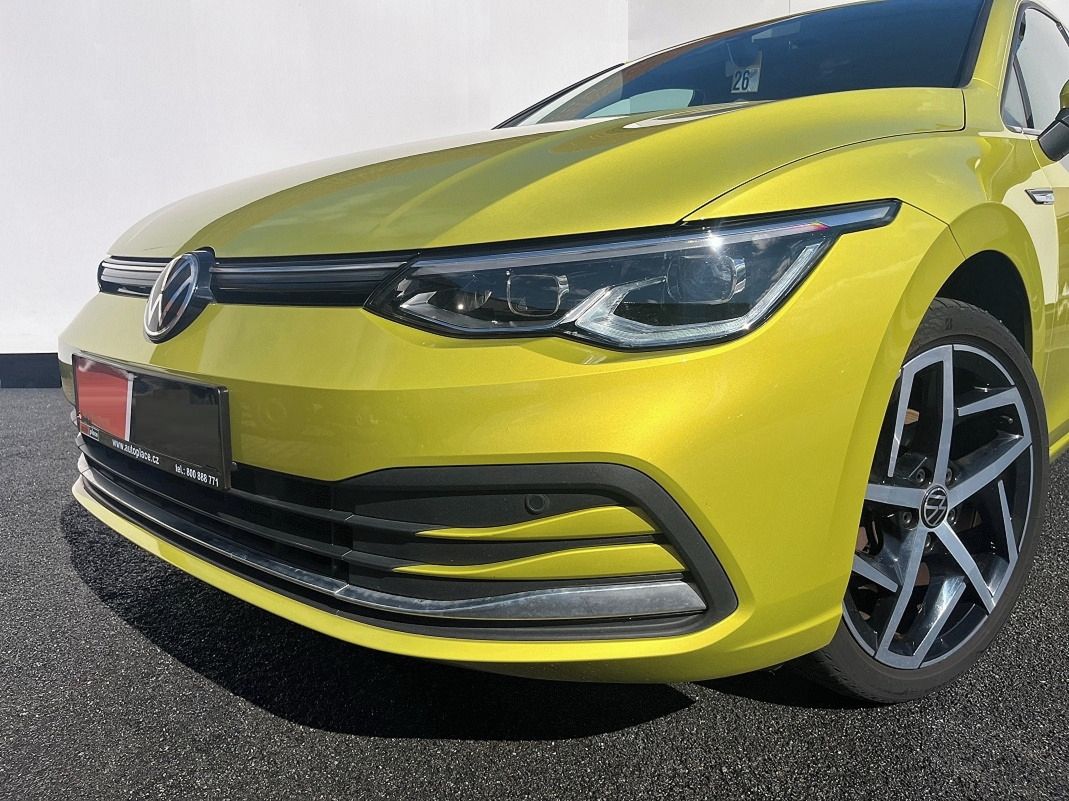 Volkswagen Golf, 1.5TSI DSG STYLE  - NOVÉ CZ - fotka 2