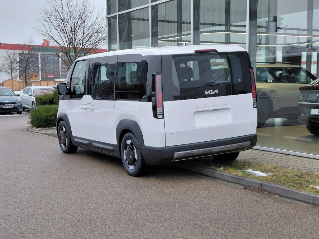 Kia PV5, Elite elektromotor 120kW/160k - fotka 6