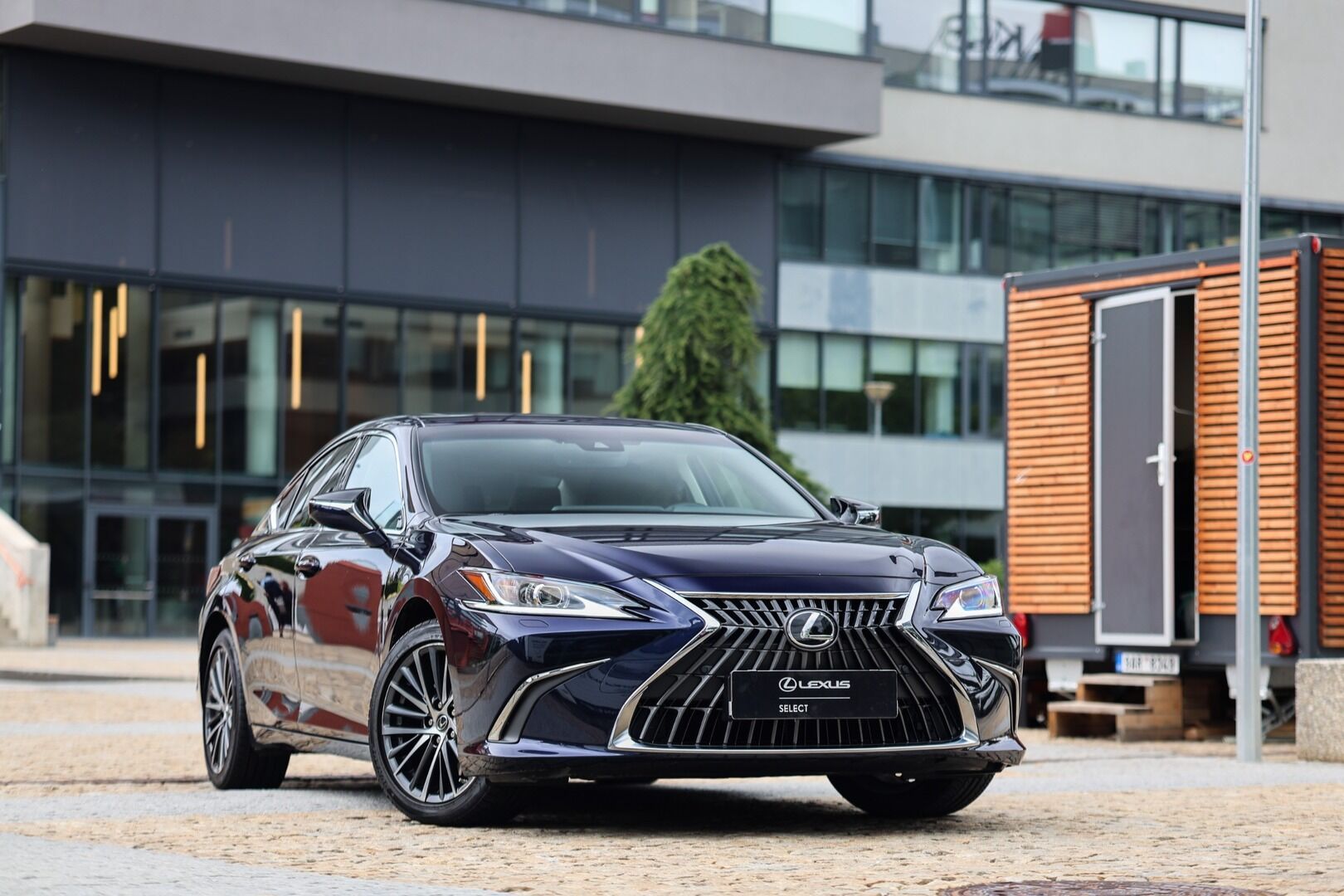 Lexus ES 300h, 300H HEV BUSINESS EDITION - fotka 2