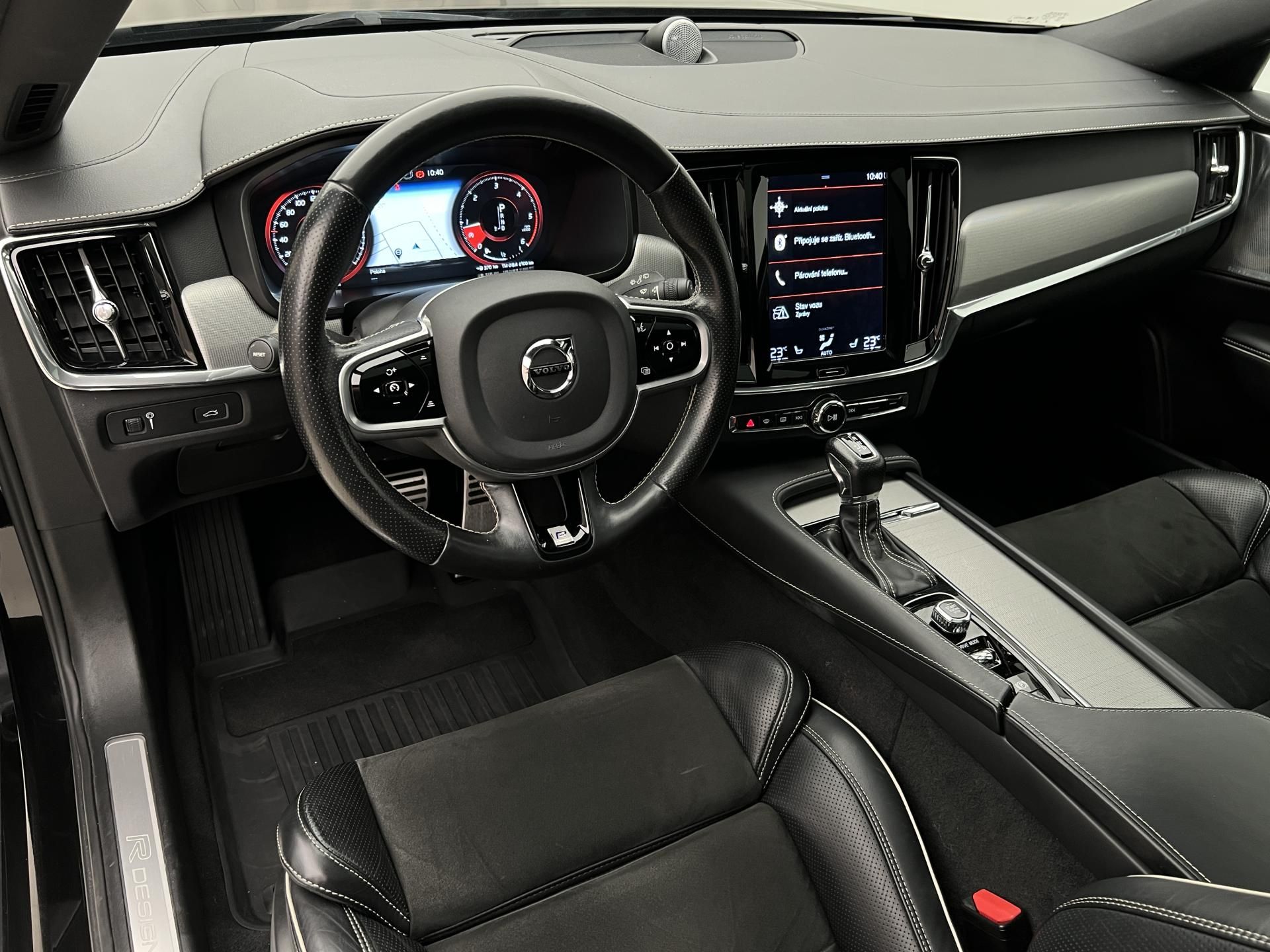 Volvo V90, D5 AWD R-DESIGN AUT - fotka 4