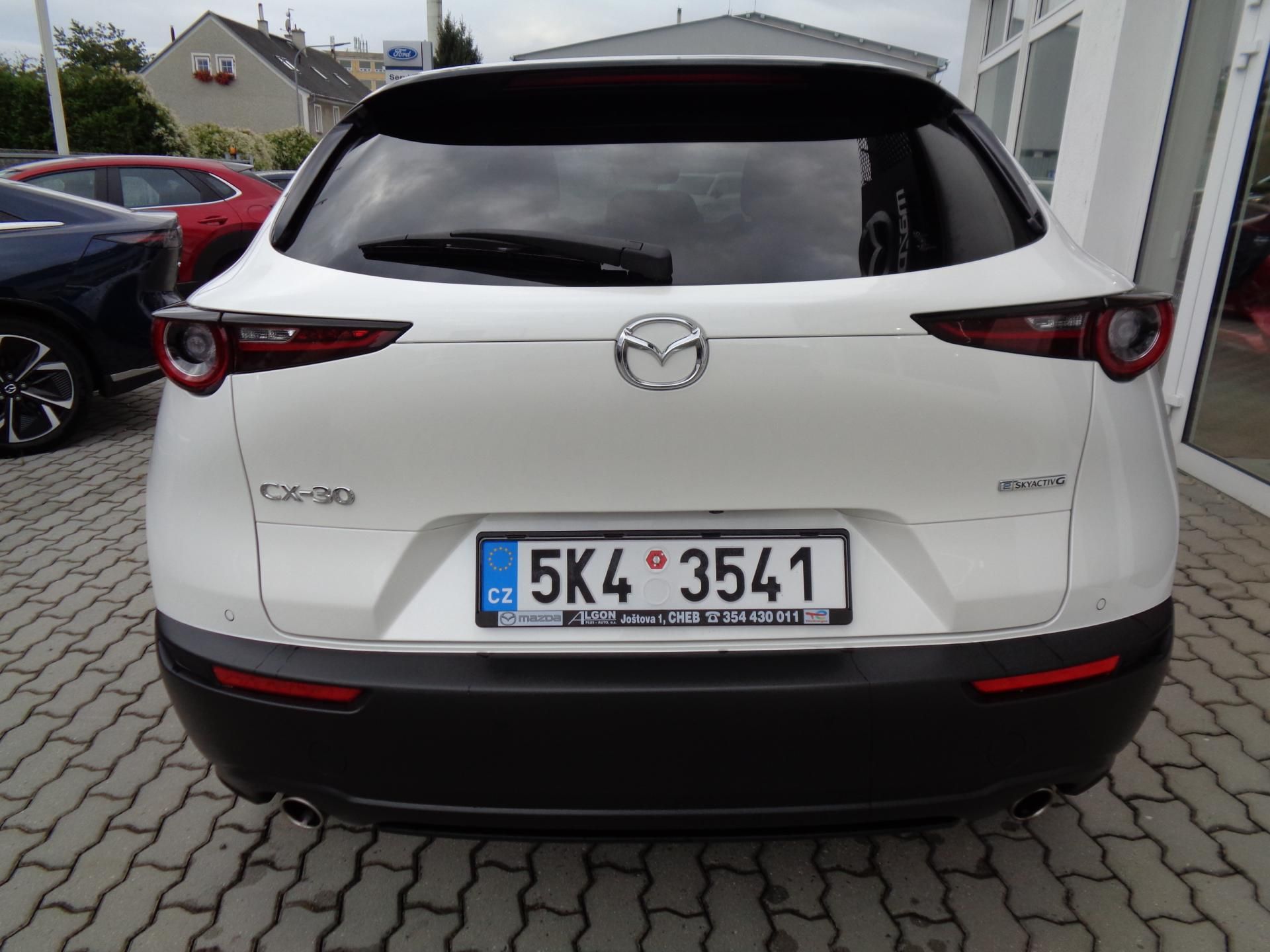 Mazda CX-30, 2,5 140PS C-line,p.Styl,Z.PNEU - fotka 5
