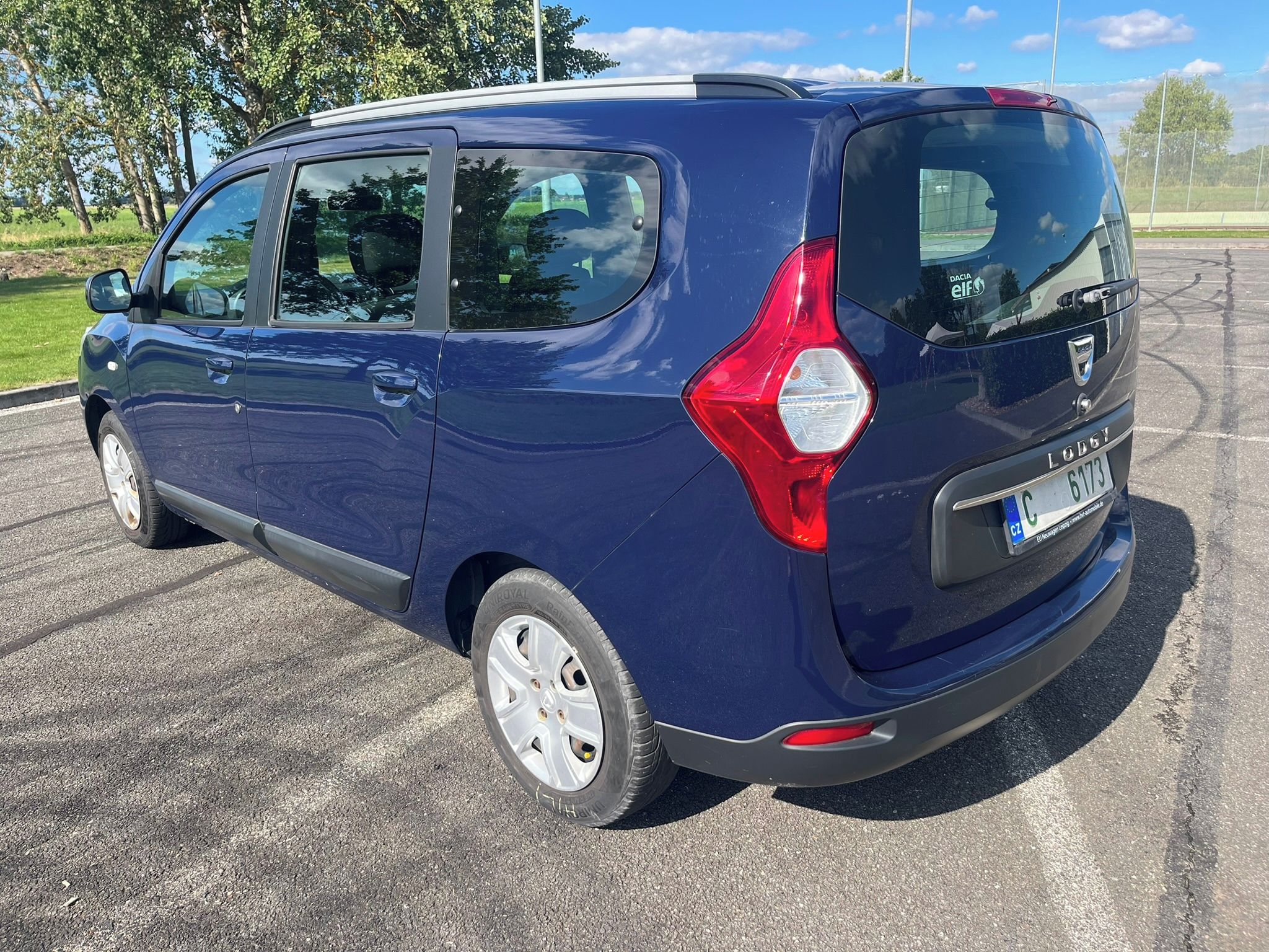 Dacia Lodgy, 1.6 75kW 7 MÍST, 1.MAJ. 8 KOL - fotka 6