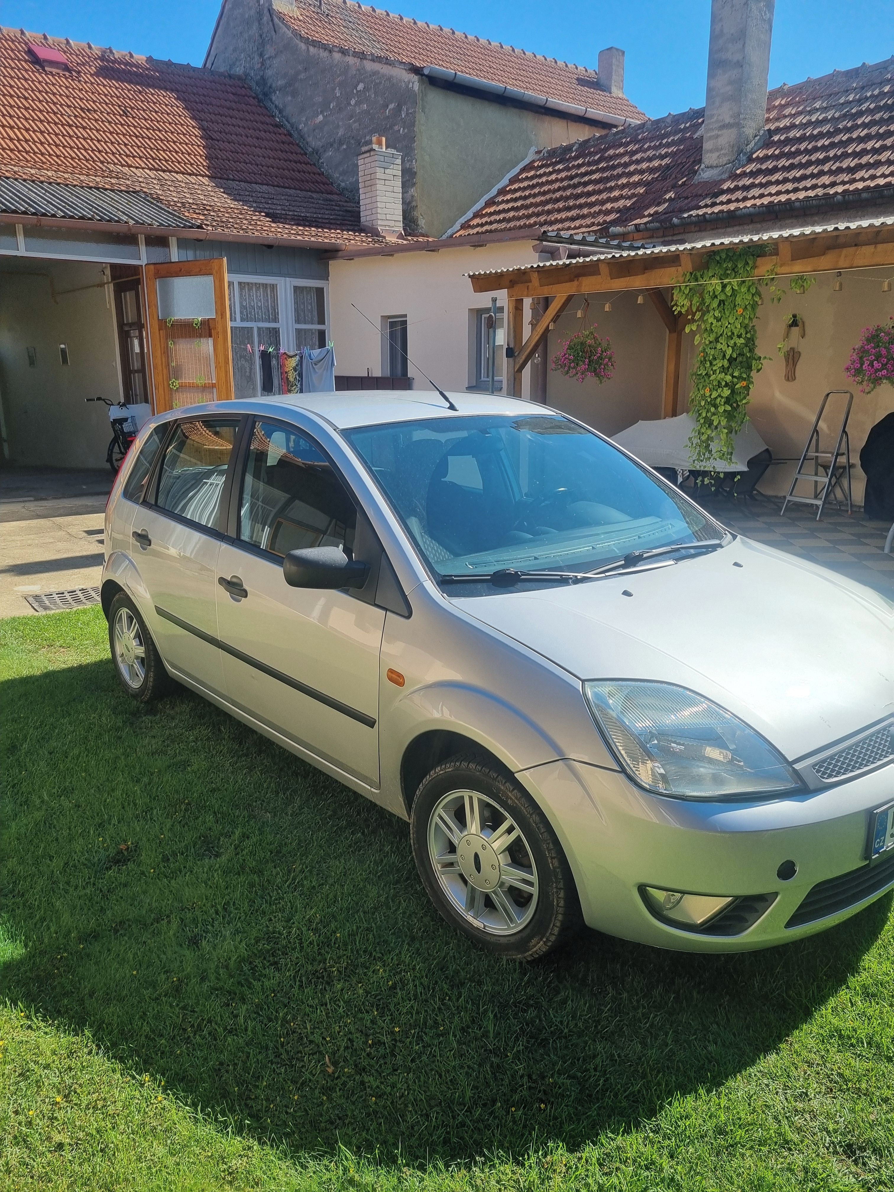 Ford Fiesta, FORD FIESTA 1,4 diesel 2005 - fotka 3