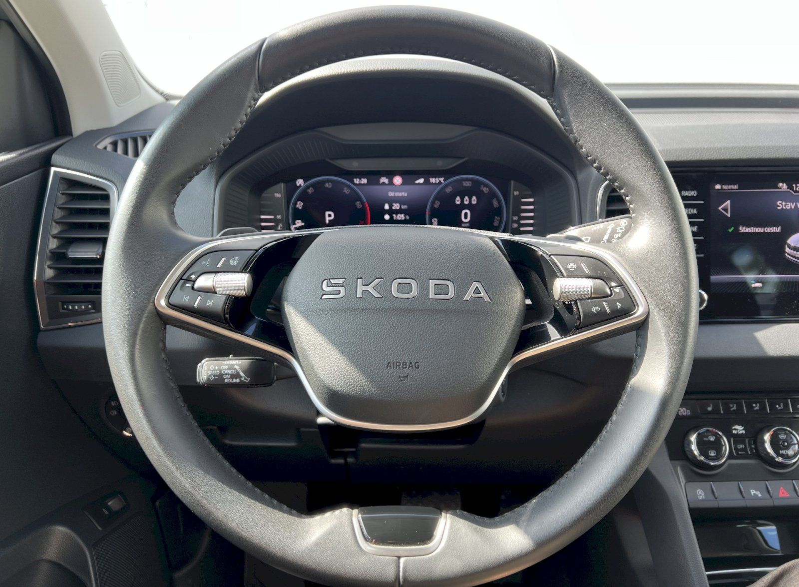 Škoda Karoq, 1.5 TSI 110 kW Top Selection D - fotka 5