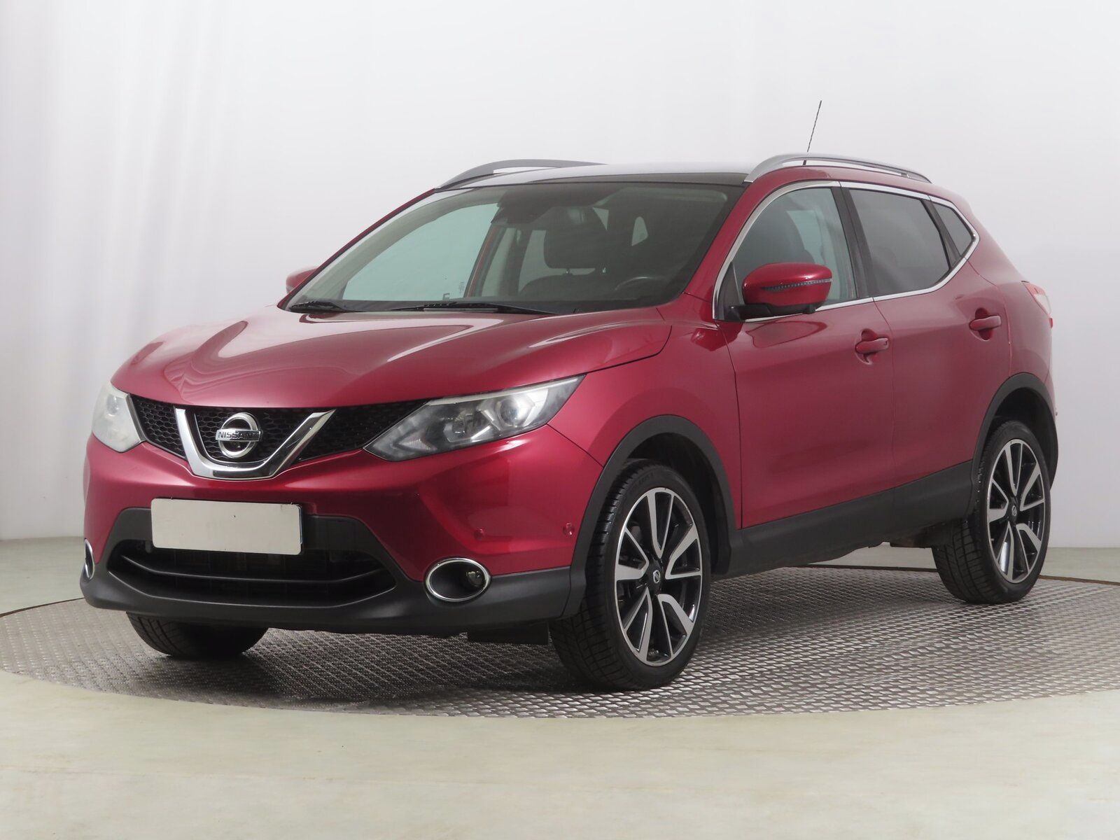 Nissan Qashqai, 1.2 DIG-T, Premier Edition - fotka 2