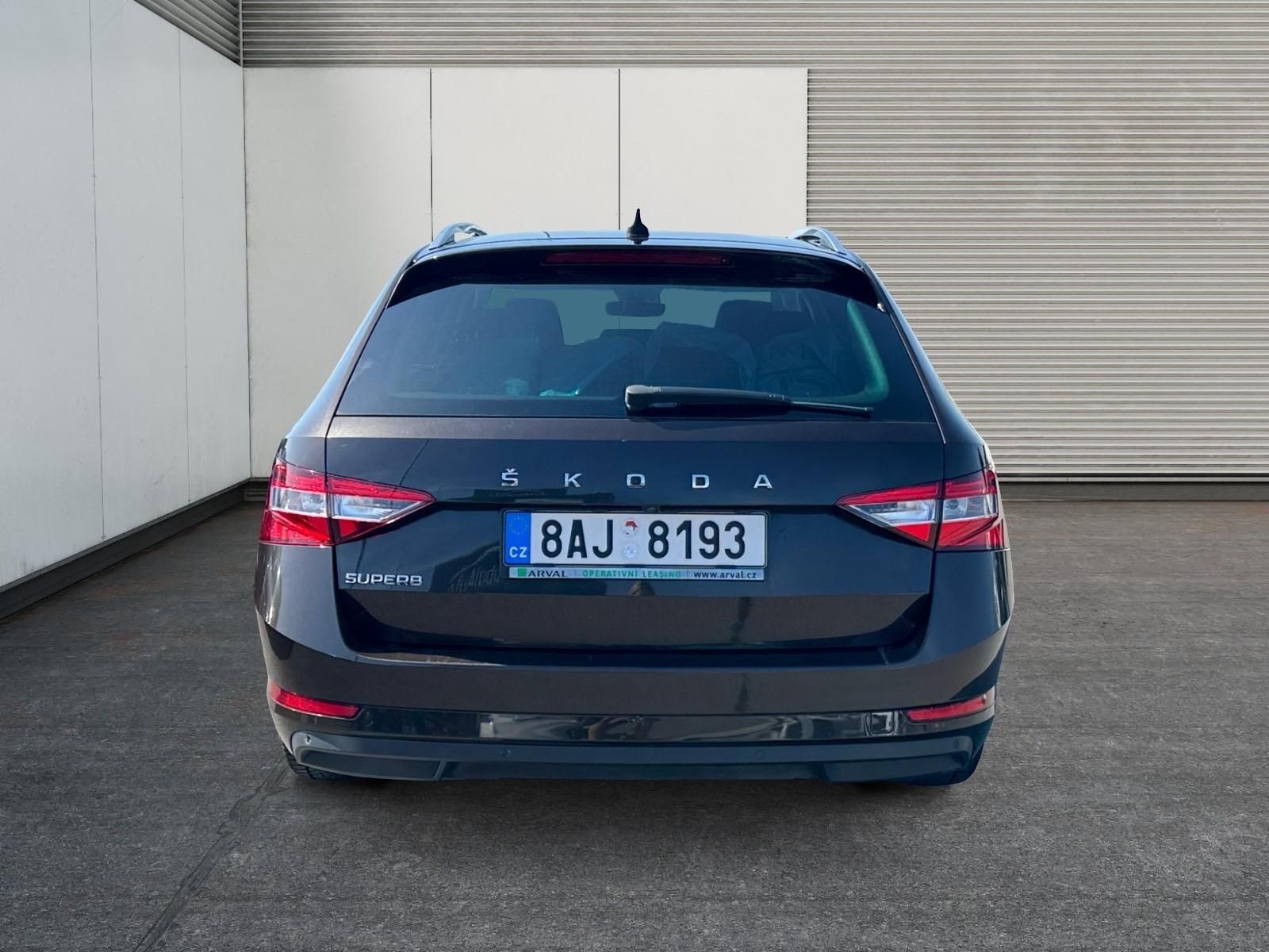 Škoda Superb, STYLE 2.0TDI 110kW DSG TAŽNÉ - fotka 5