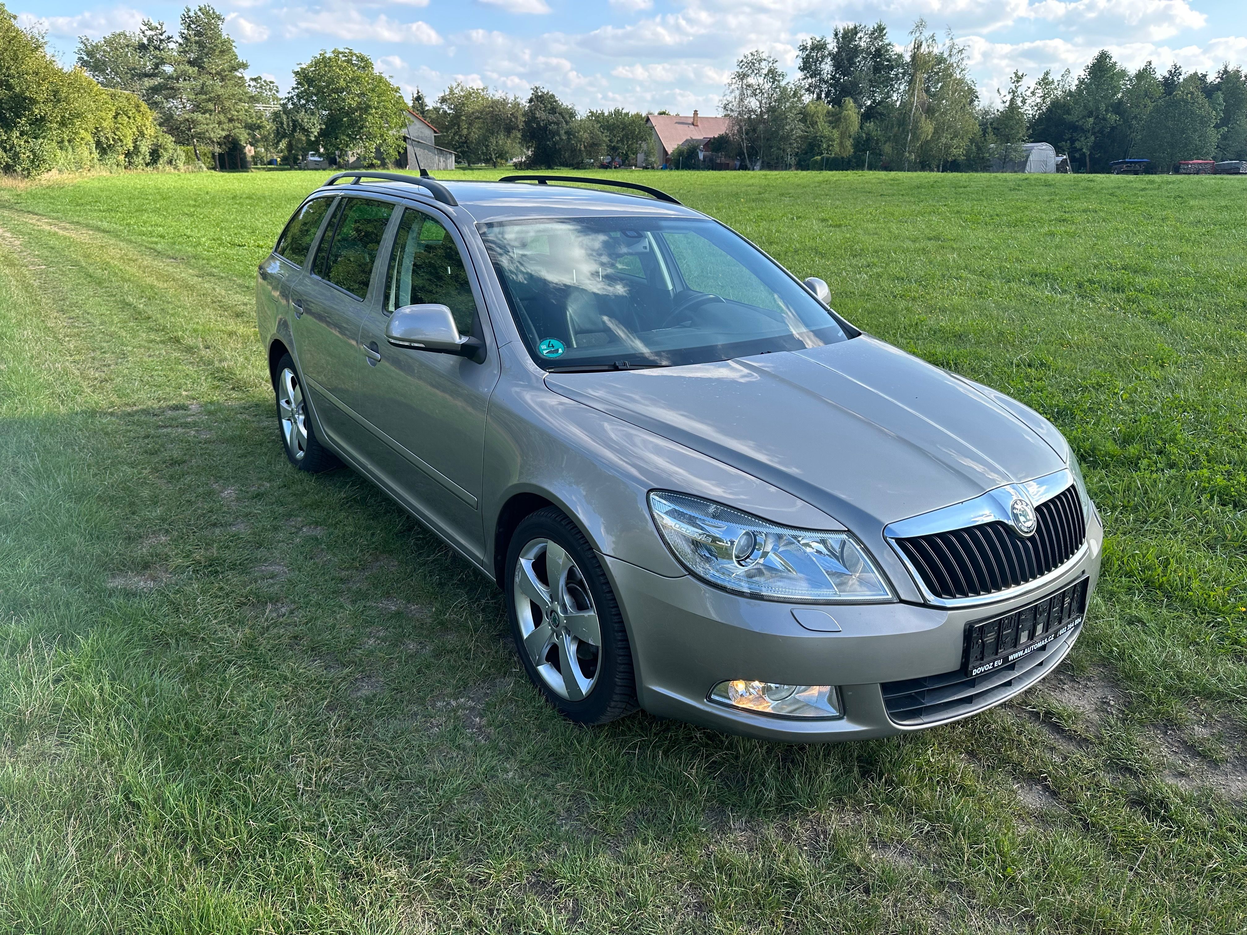 Škoda Octavia, 1.6MPI-ELEGANCE-NAVIGACE-