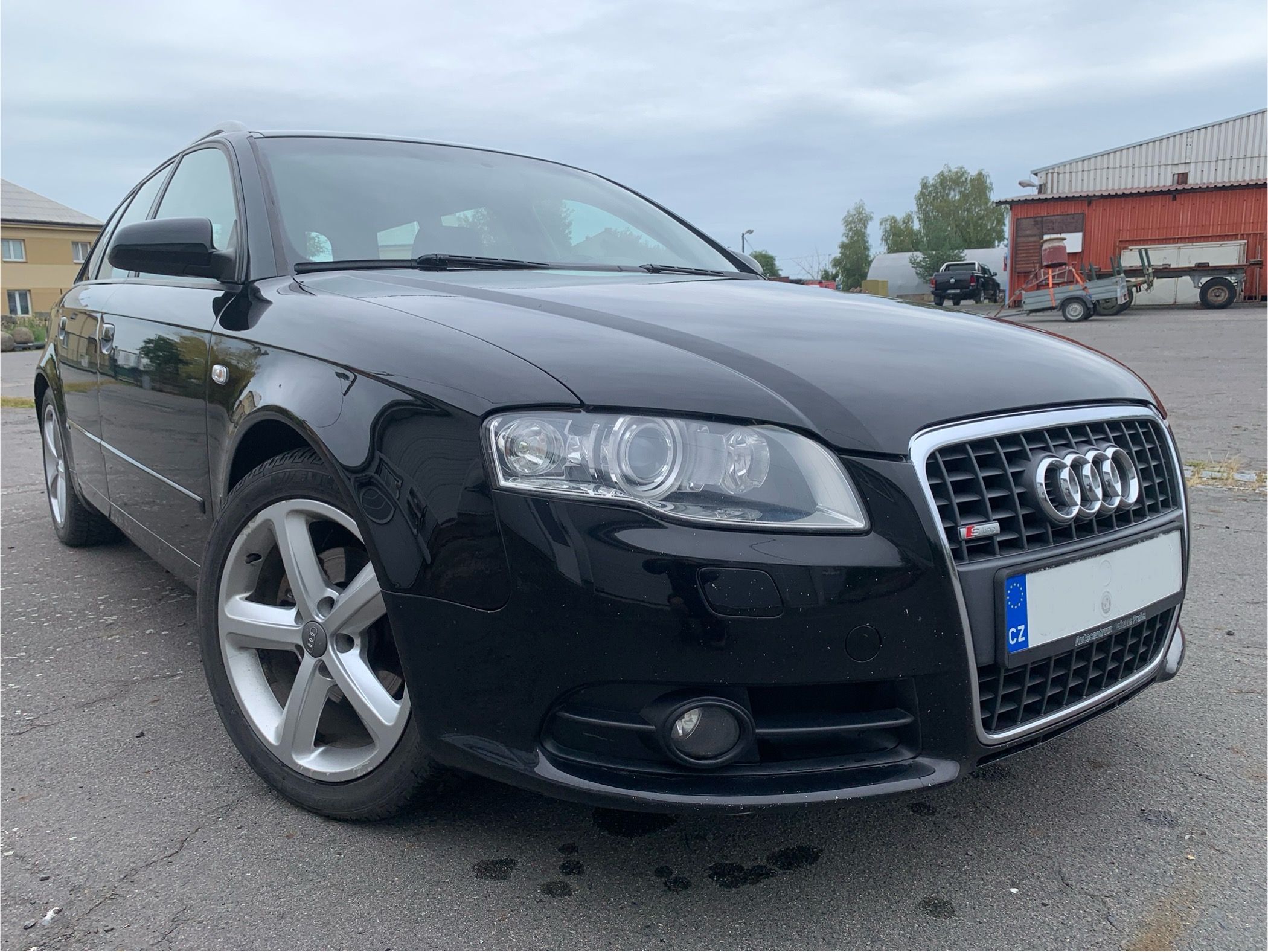 Audi A4 Avant, Audi a4 2.0 TDi quattro s-line - fotka 2