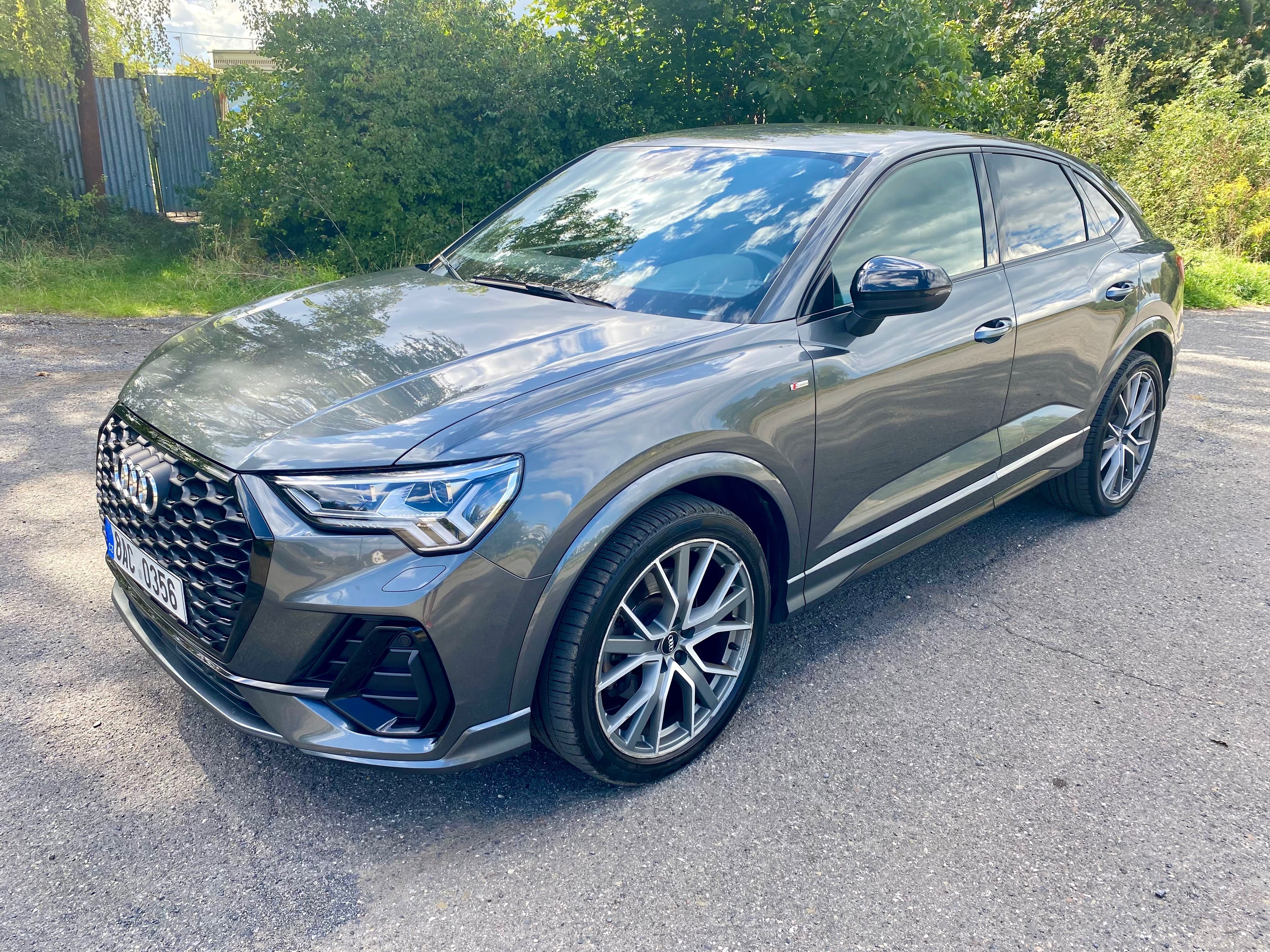 Audi Q3, Sline, 45 TFSI Q 1maj-ČR-tažné - fotka 2