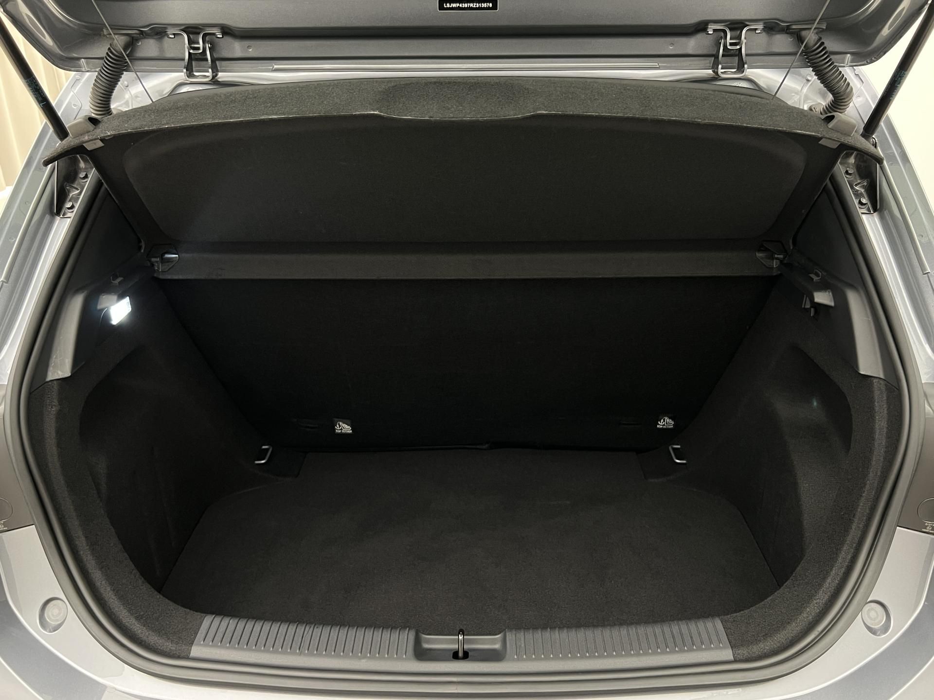 MG MG3, EXCLUSIVE HYBRID+ AUT CZ 1.maj - fotka 5