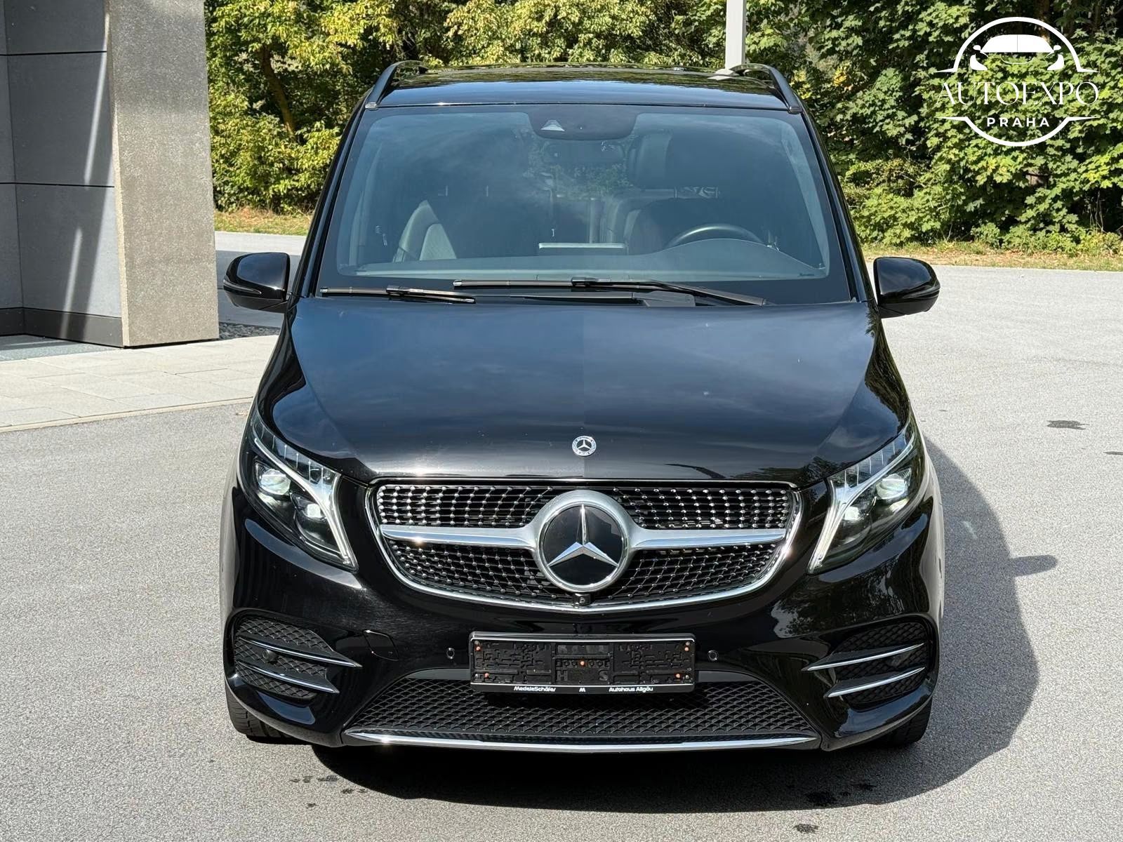 Mercedes-Benz Třídy V, 300d EXCLUSIV*4MATIC Long AMG* - fotka 4