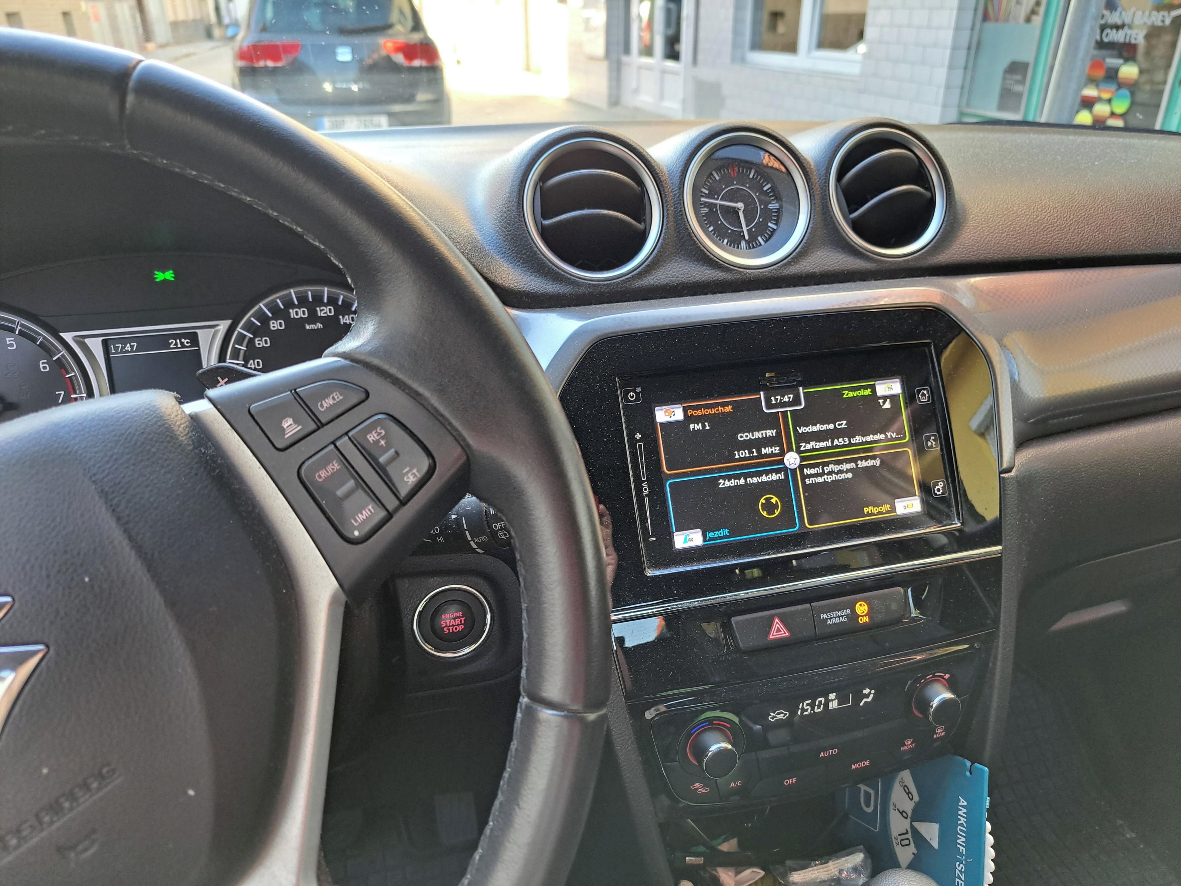 Suzuki Vitara, Suzuki Vitara 1.6i ELEGANCE - fotka 5