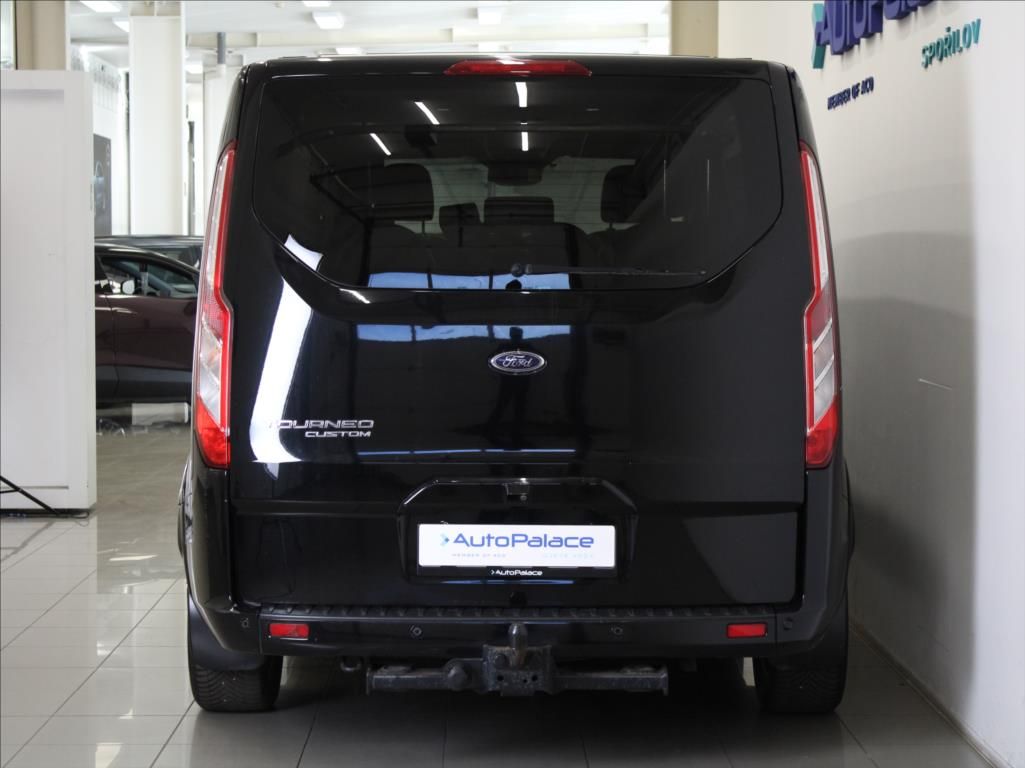 Ford Tourneo Custom, 2,0 EBlue 125kW AT Titan.X ČR - fotka 4
