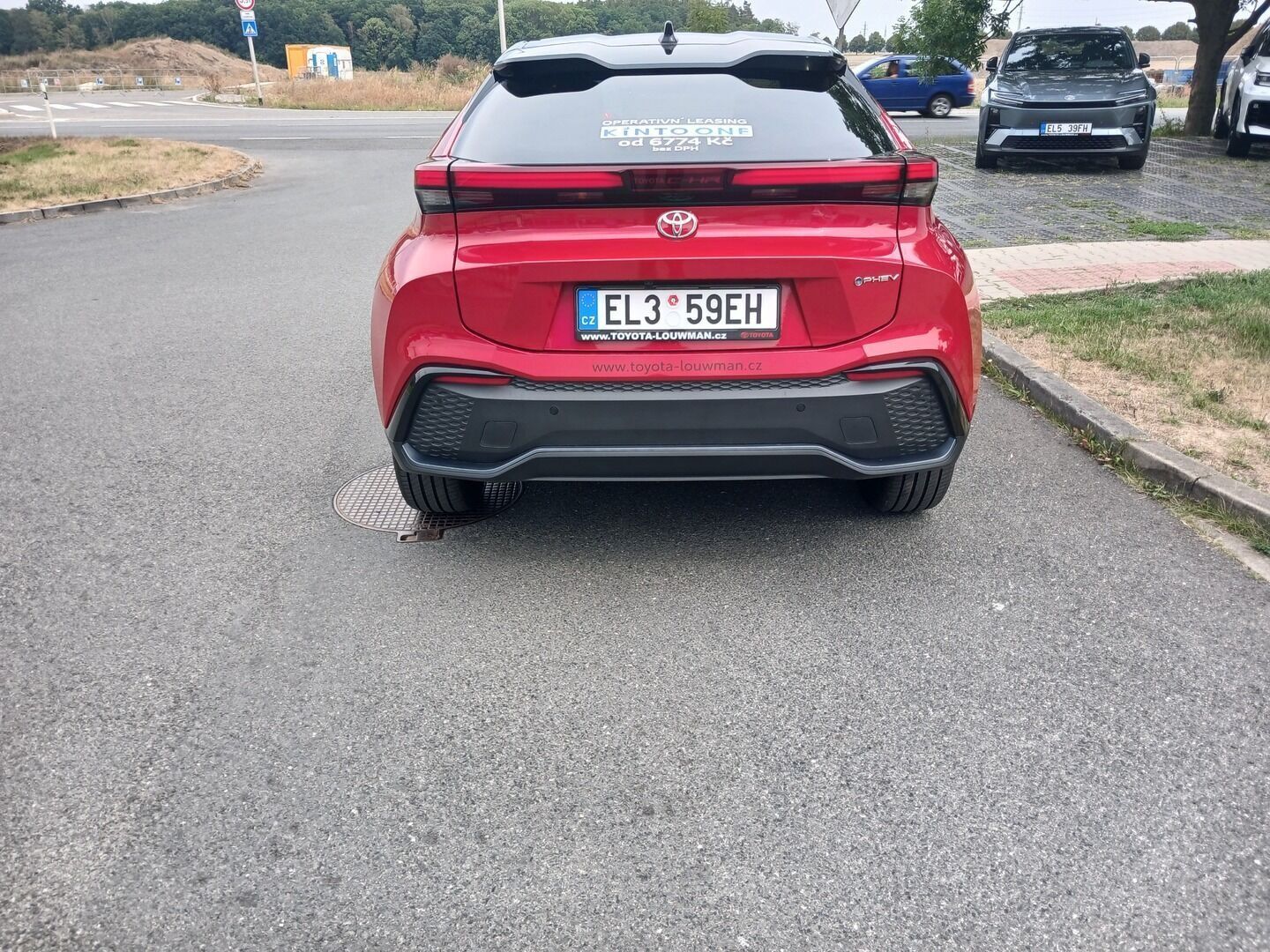Toyota C-HR, 2.0 PHEV Executive - fotka 5