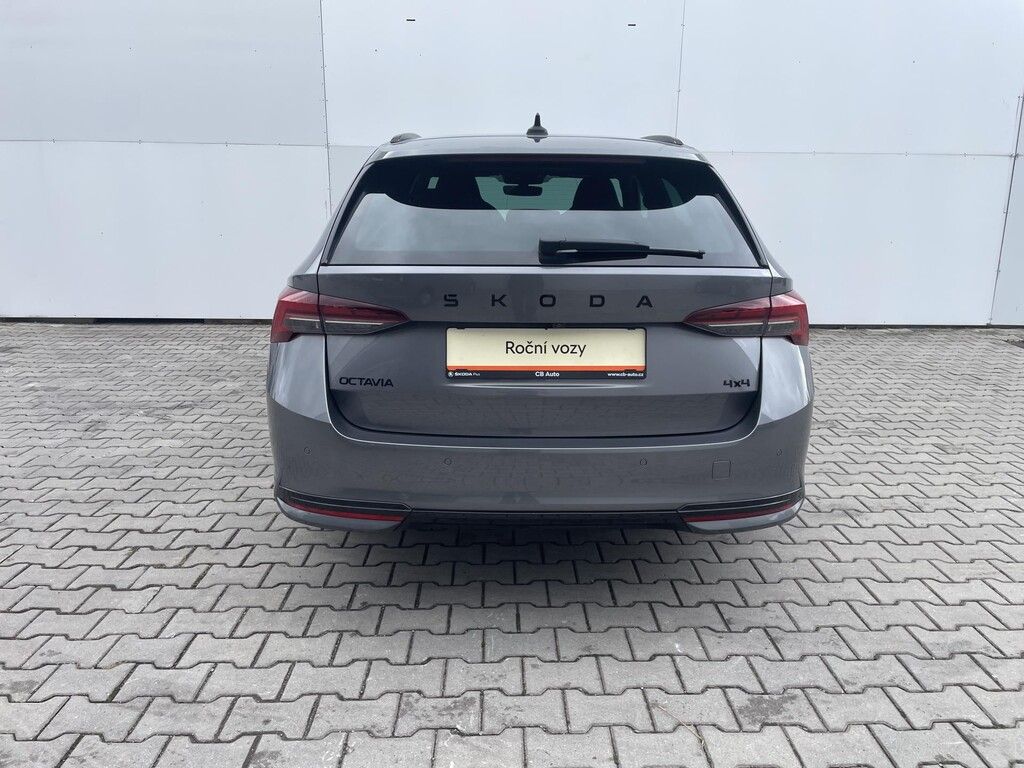 Škoda Octavia, 2,0 TSi - fotka 5