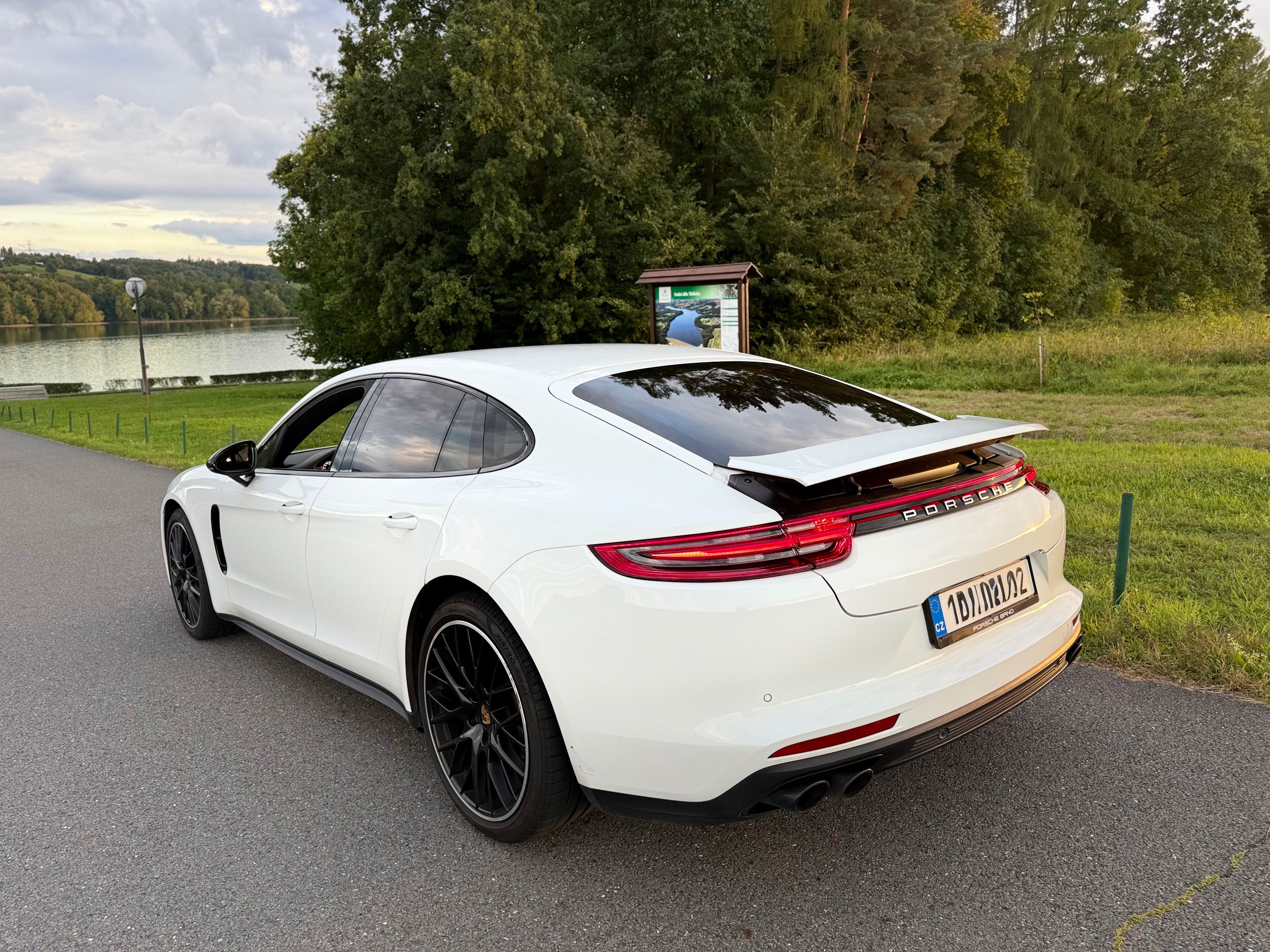 Porsche Panamera, Porsche Panamera 4S 2.9 324 kW - fotka 3