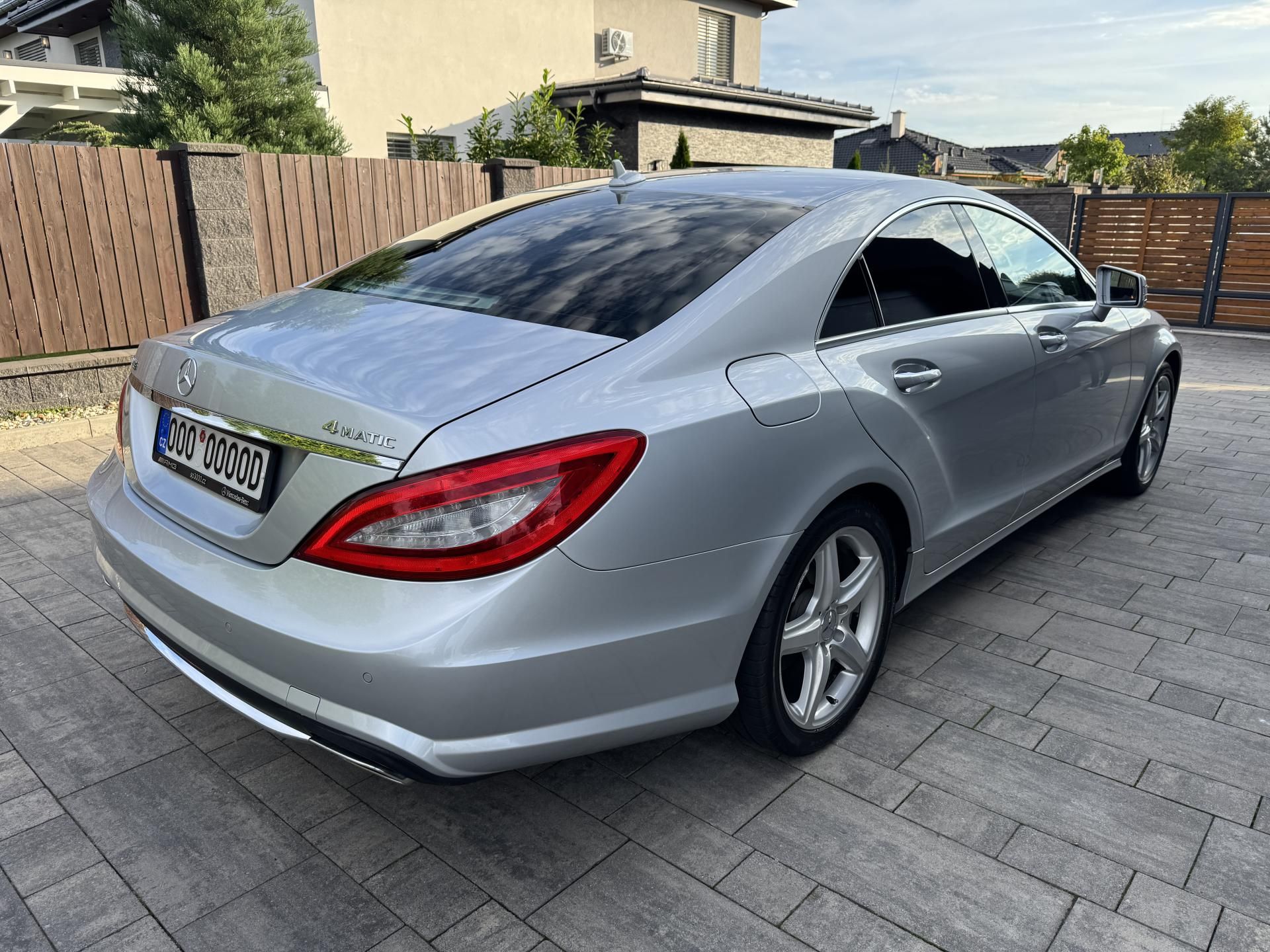 Mercedes-Benz CLS, 350 CDI, 4Matic, AMG - fotka 4