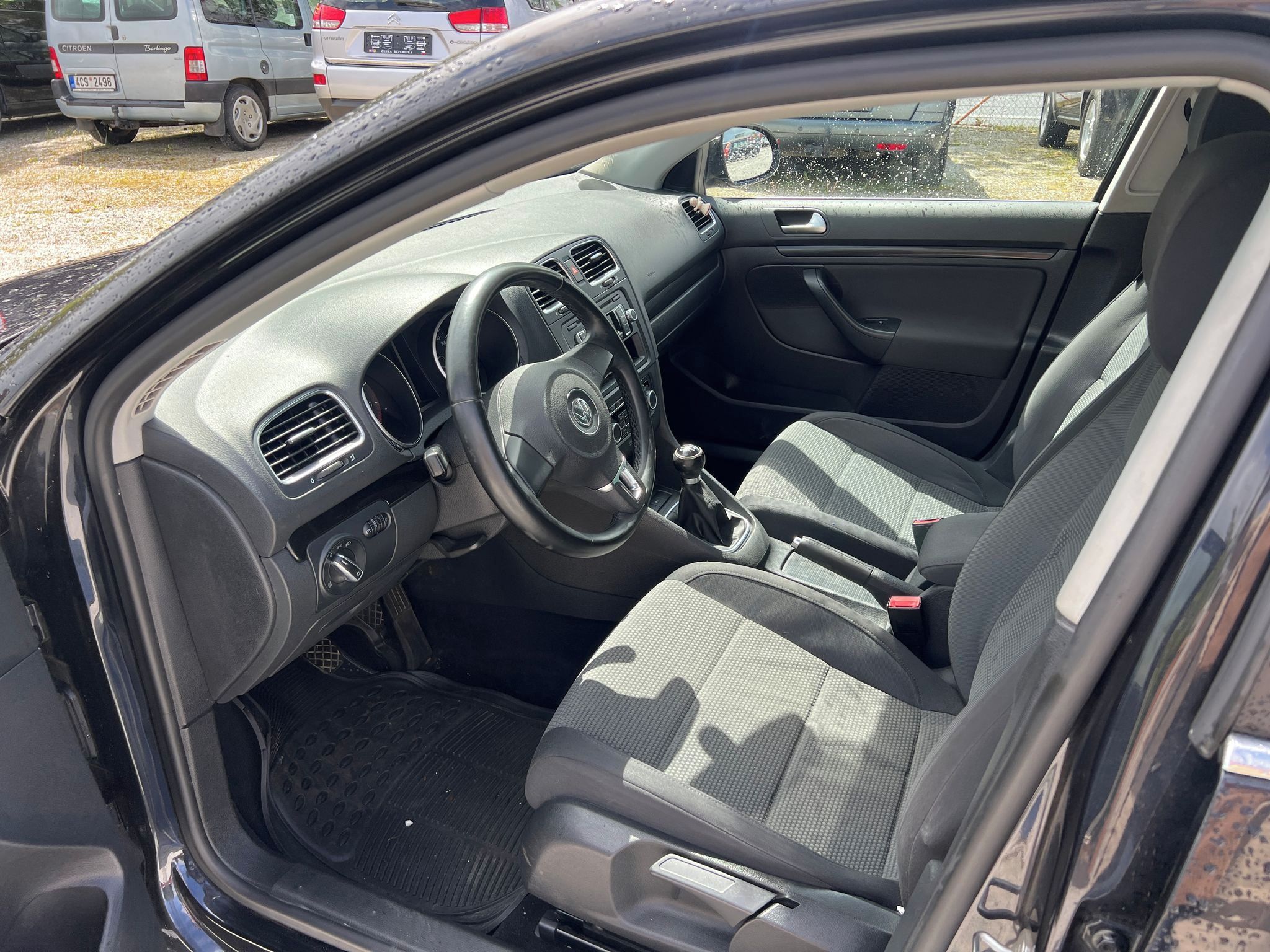 Volkswagen Golf, 1,4 16V - fotka 4