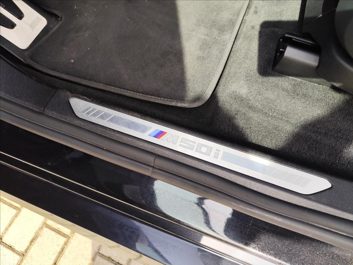 BMW X7, M50i M-PAKET Xdrive 1.MAJ ČR 3 - fotka 4