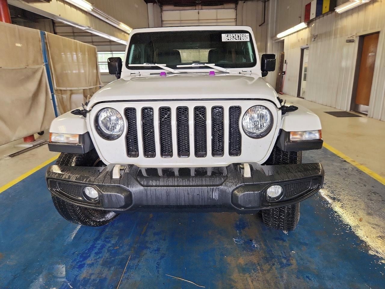 Jeep Wrangler, Auto na cestě - fotka 5