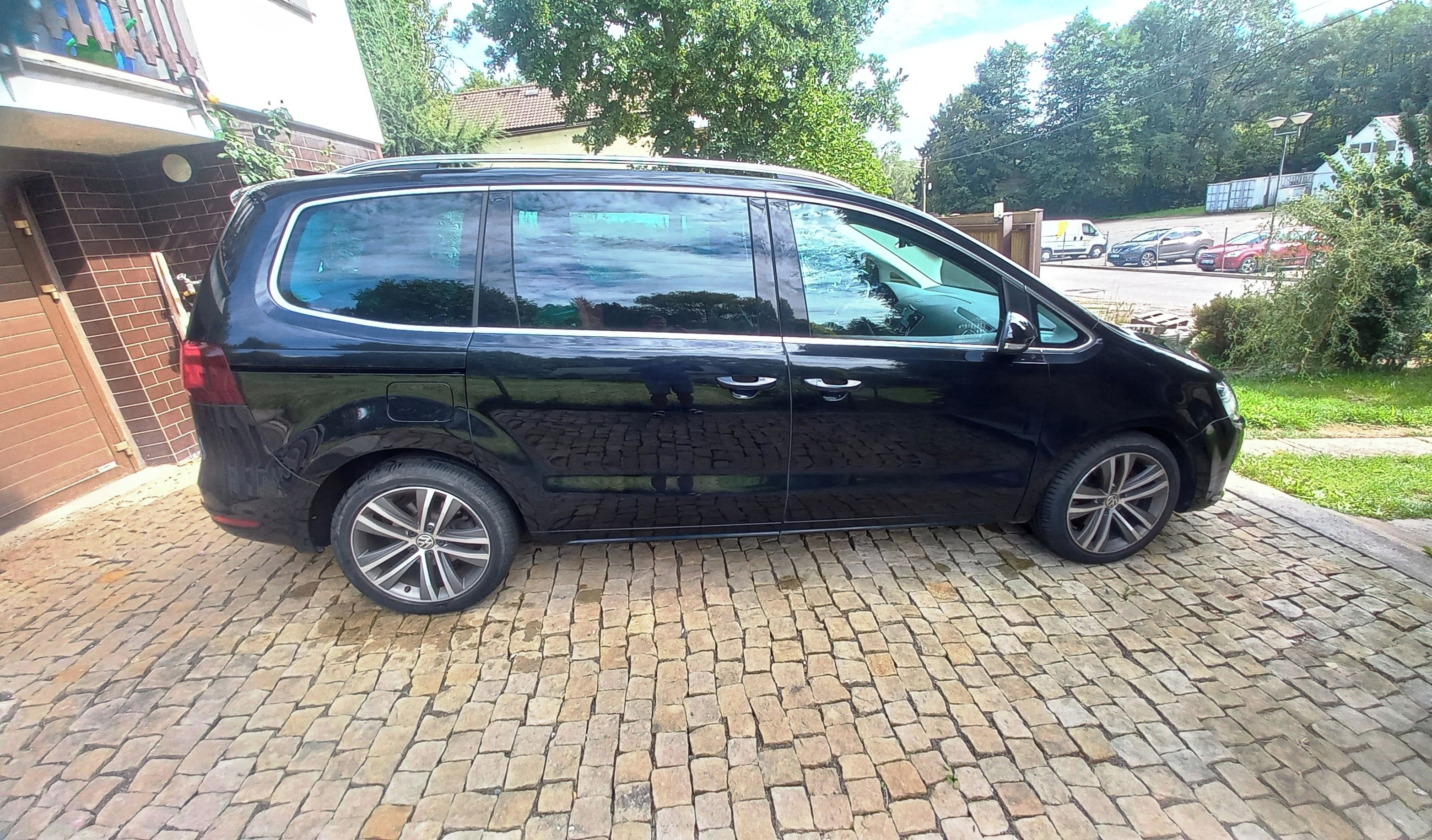 Volkswagen Sharan, 2,0TDI BMT130kW 4x4 7míst Tažn - fotka 5