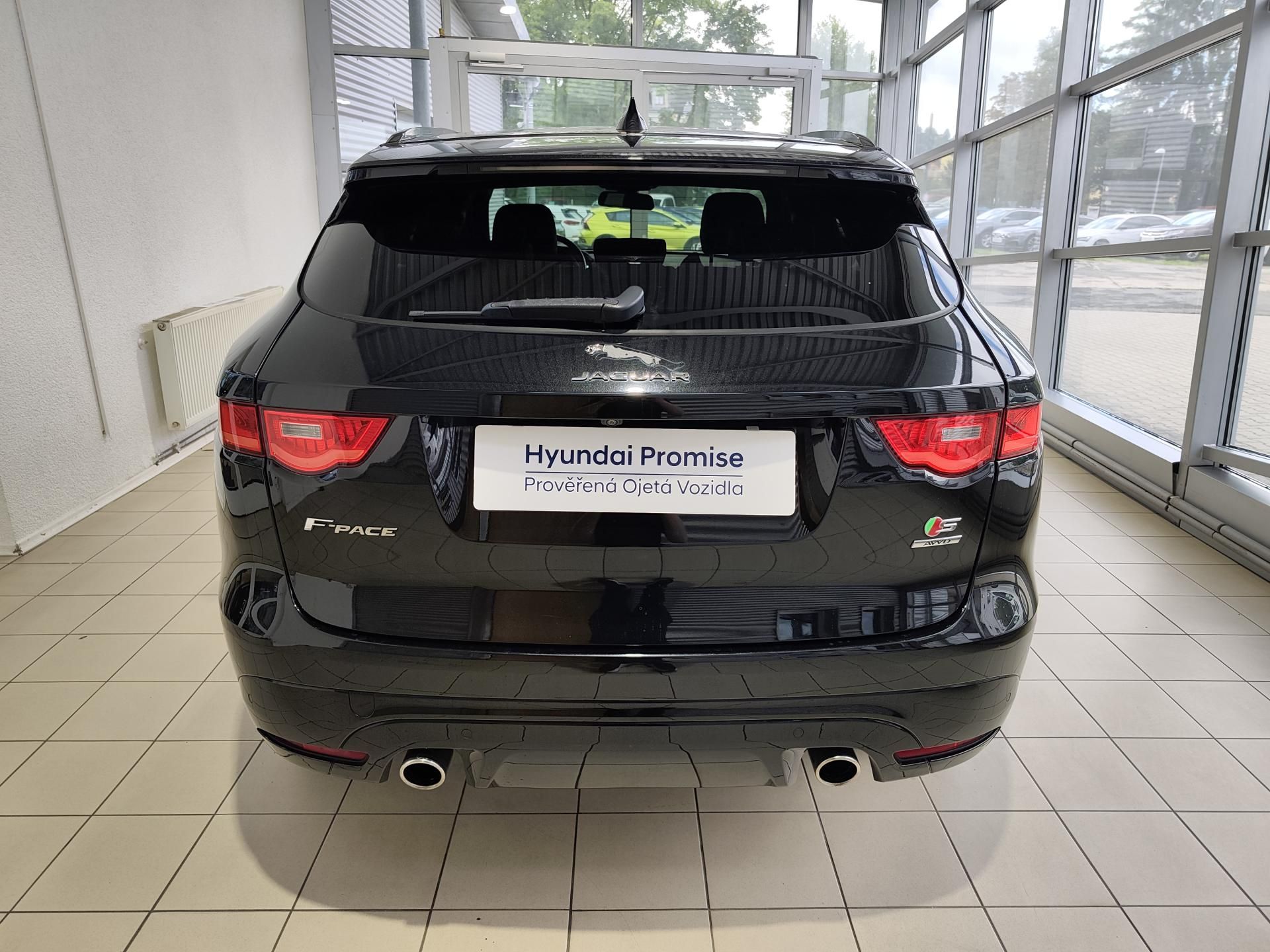 Jaguar F-Pace, 3.0d 221kW S 4x4 AT - fotka 3