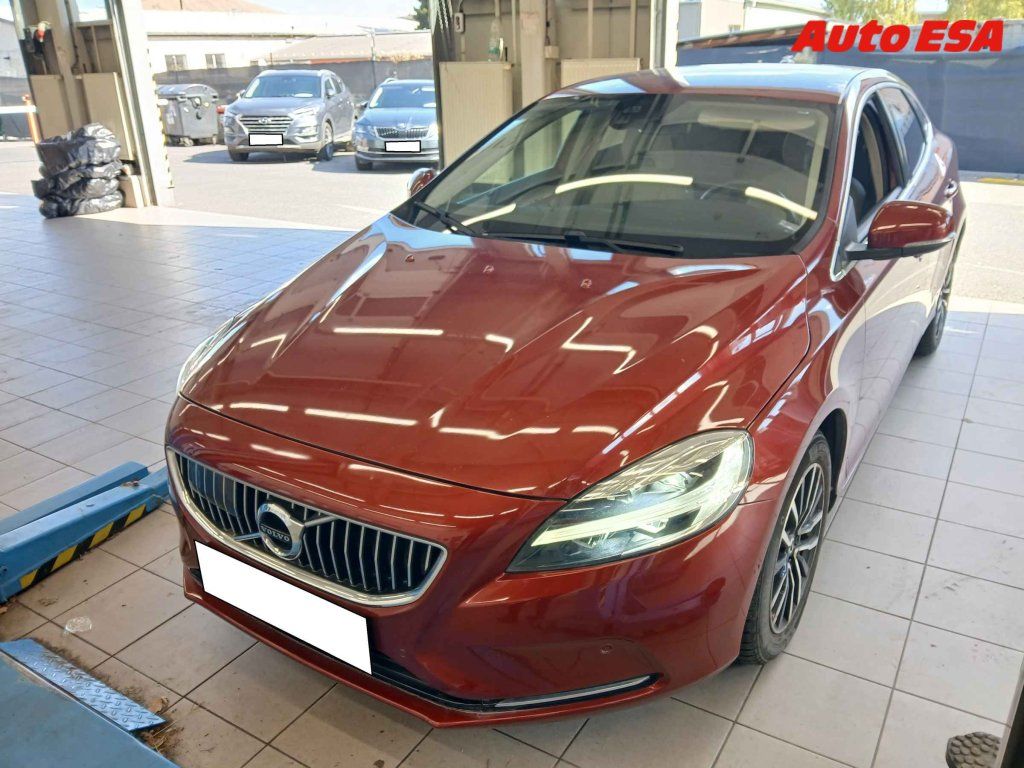 Volvo V40, 2.0d