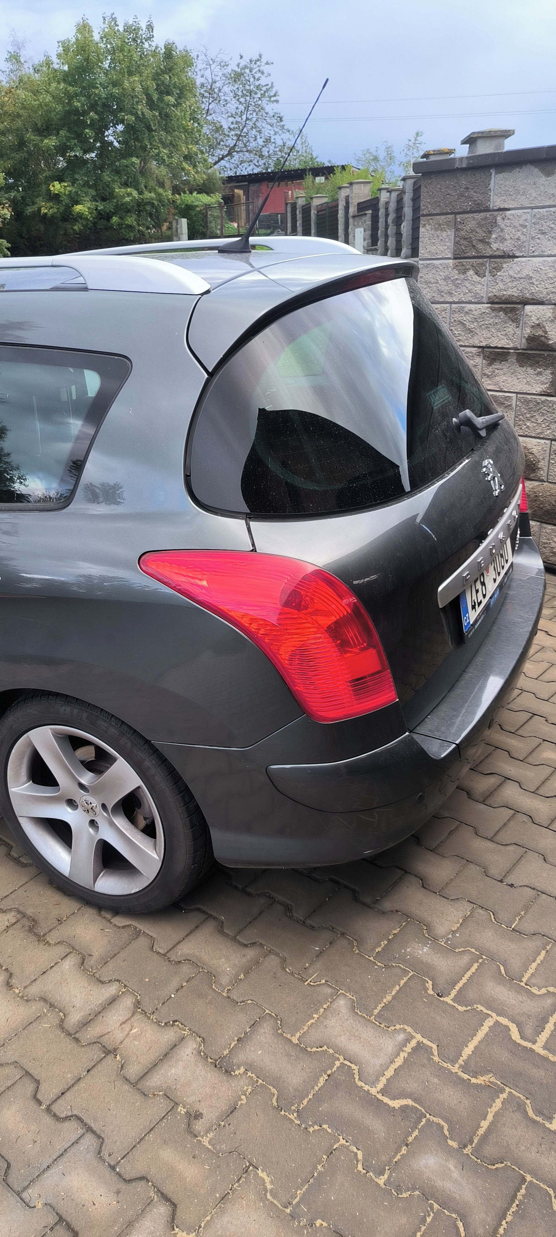 Peugeot 308, 1.6  benzín 110 kw - fotka 5